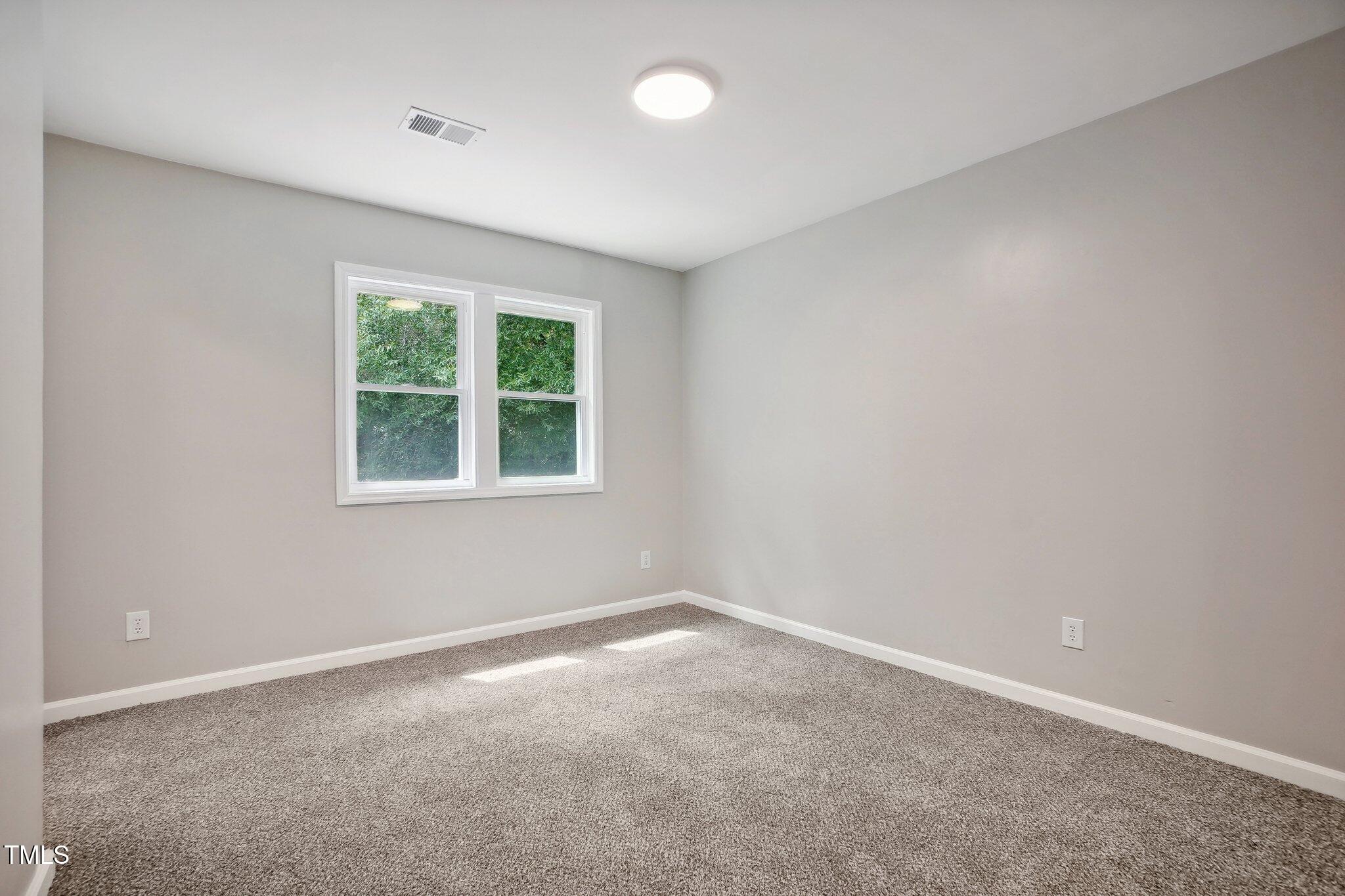 1379 Juniper Lake Road Property Photo 12