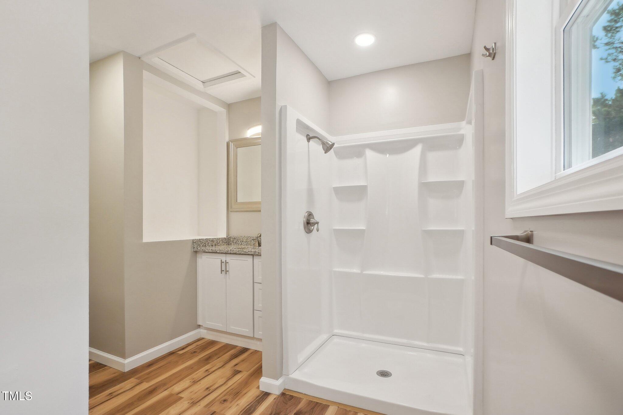 1379 Juniper Lake Road Property Photo 14