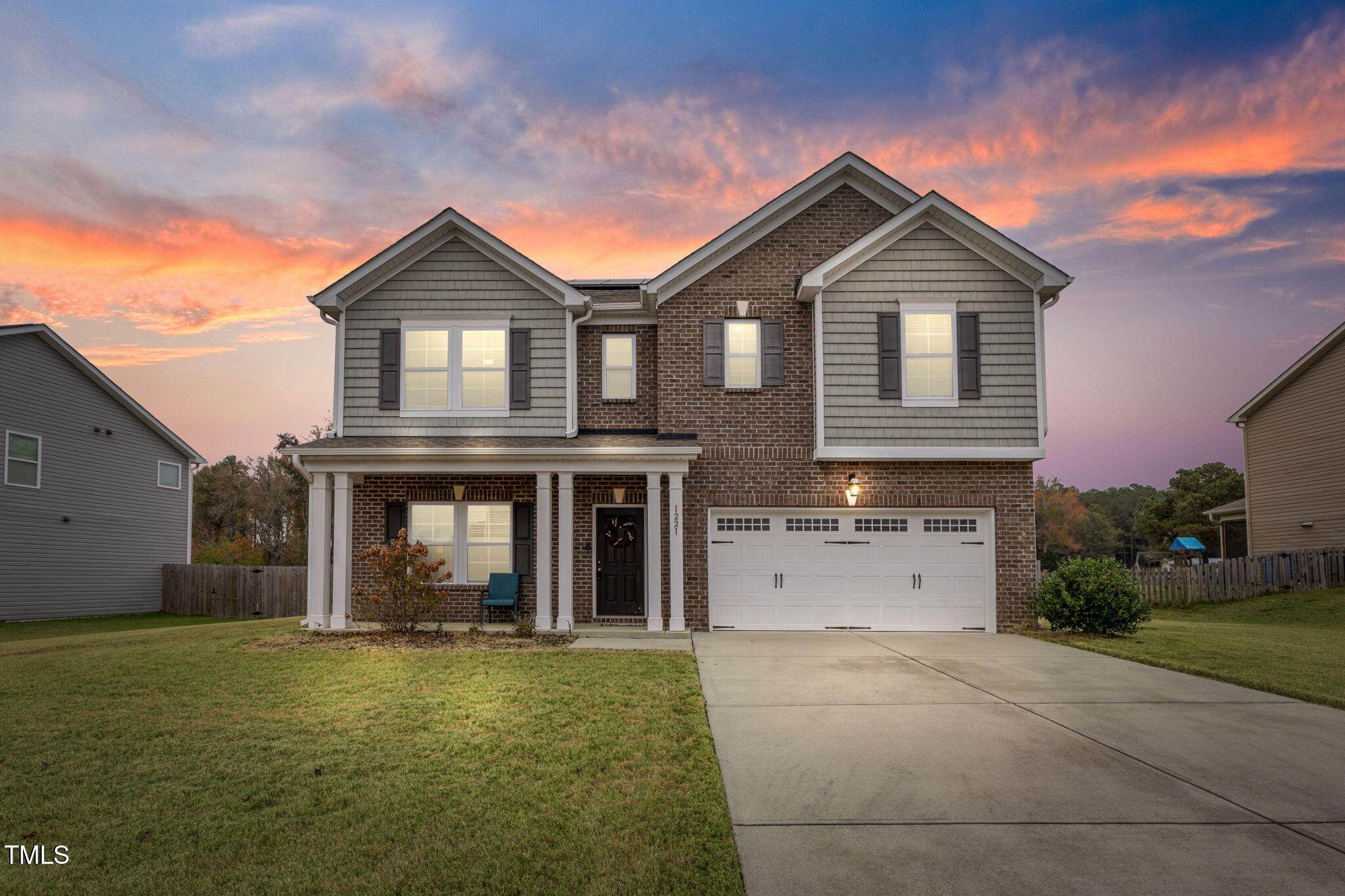 1221 Chimney Ridge Drive Property Photo