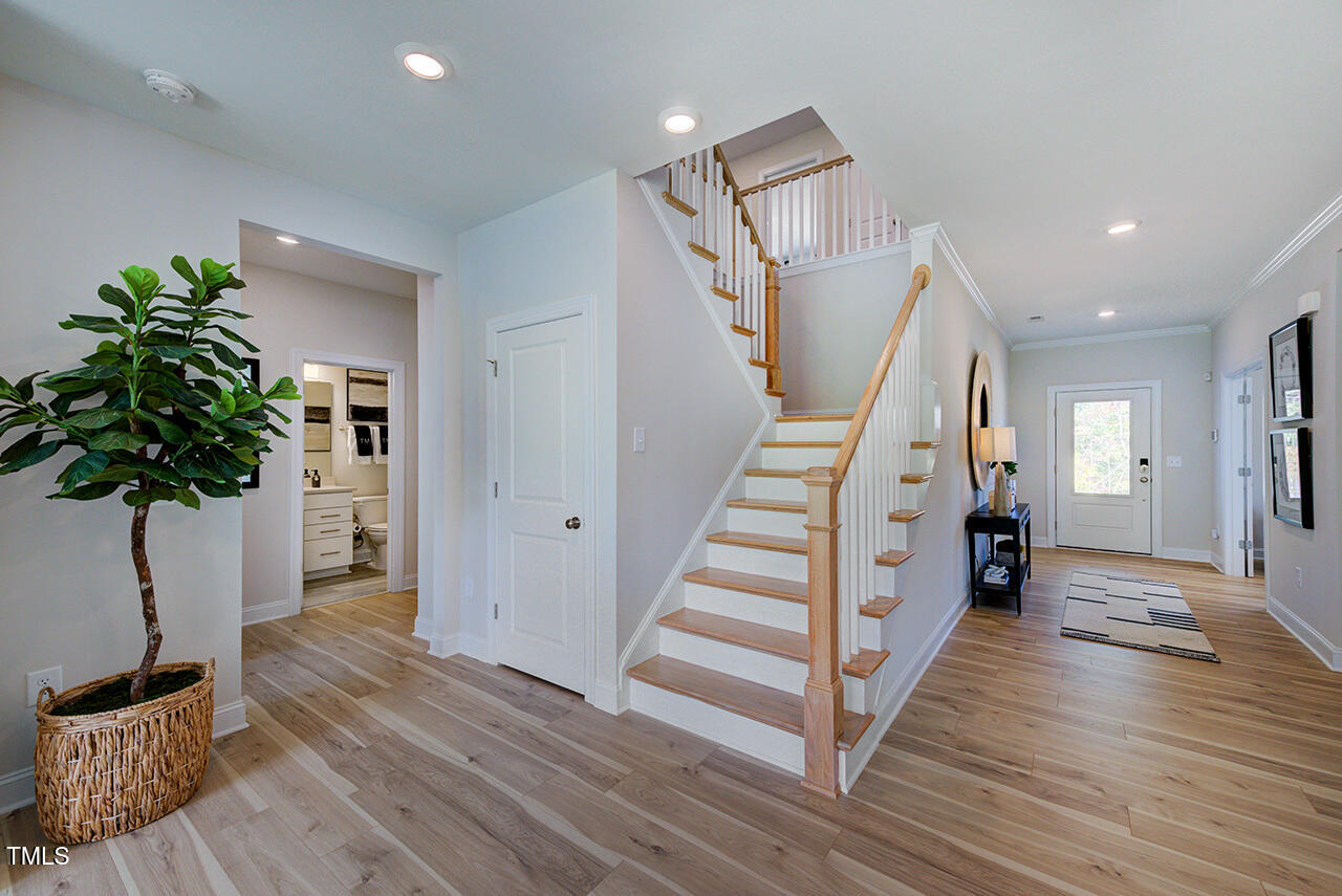 904 Delano Drive Property Photo 9