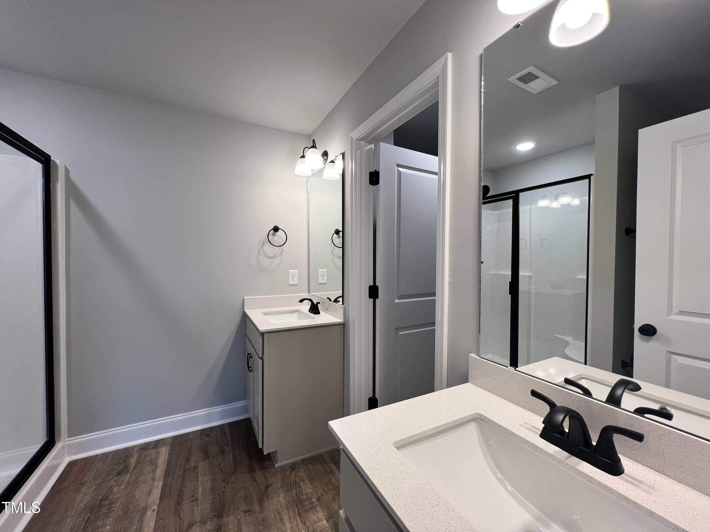 132 S Mistflower Street Property Photo 8
