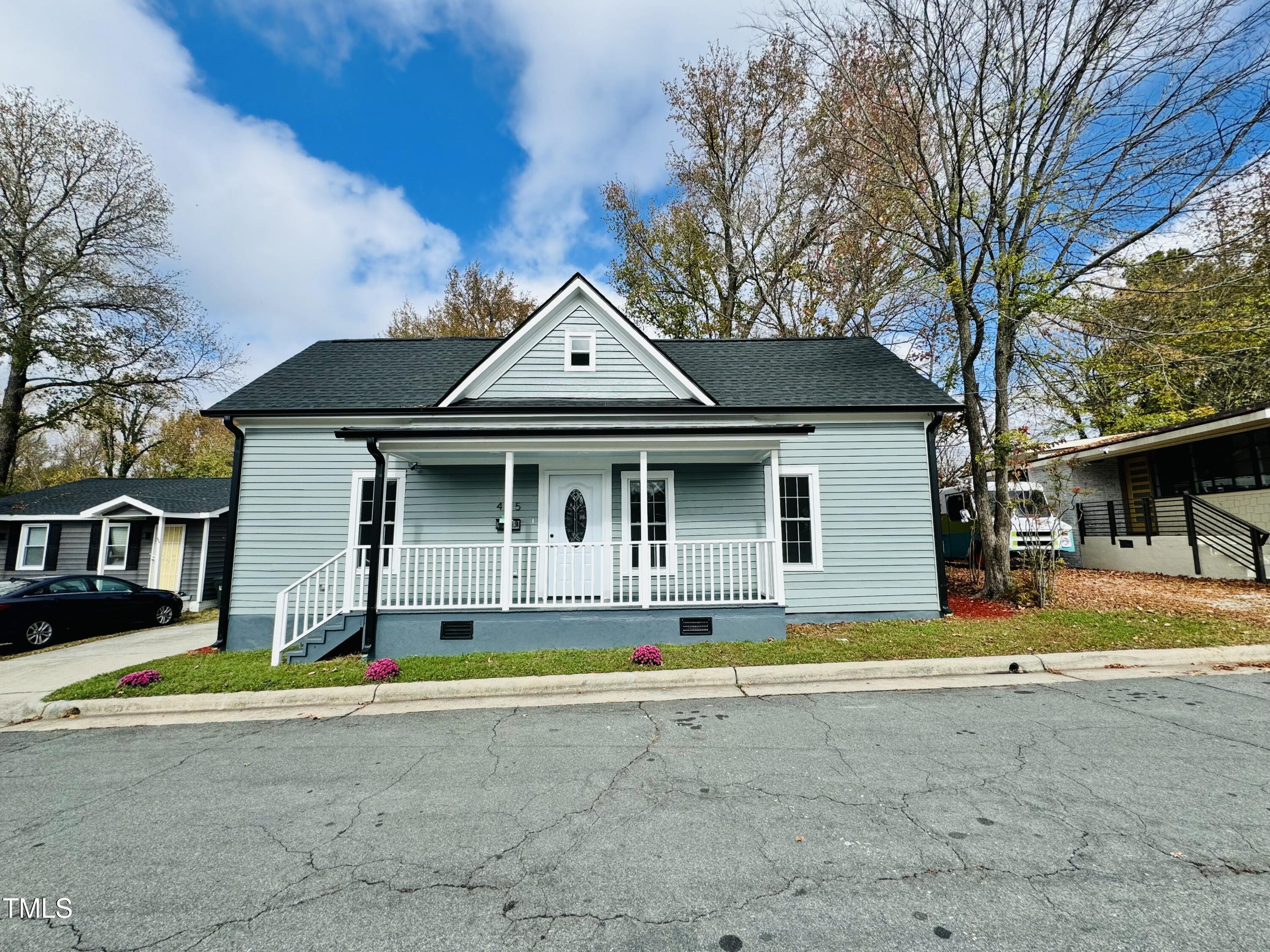 425 Price Avenue Property Photo