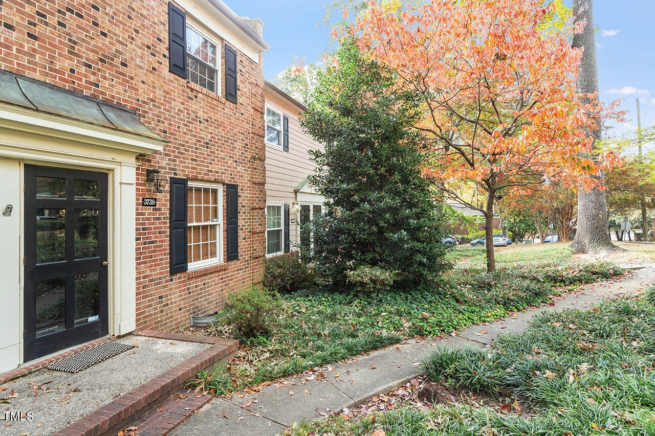 3738 Yorktown Place Property Photo 26