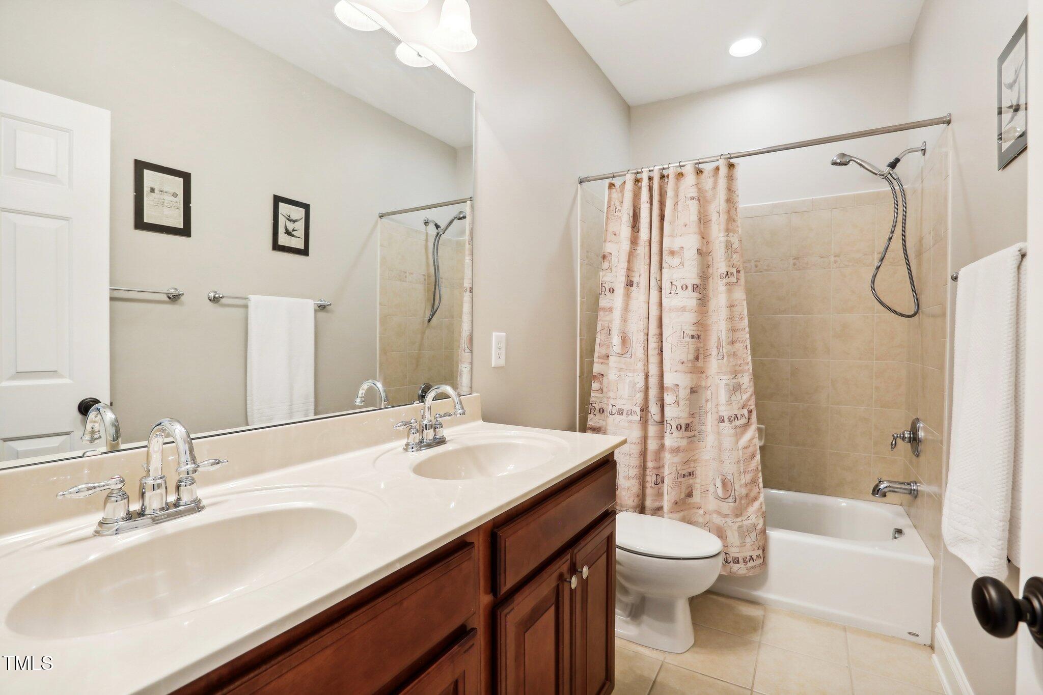 1508 Bellenden Drive Property Photo 20