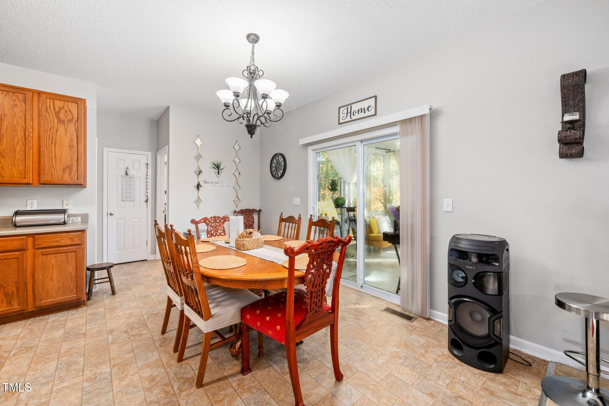 104 Full Moon Court Property Photo 19