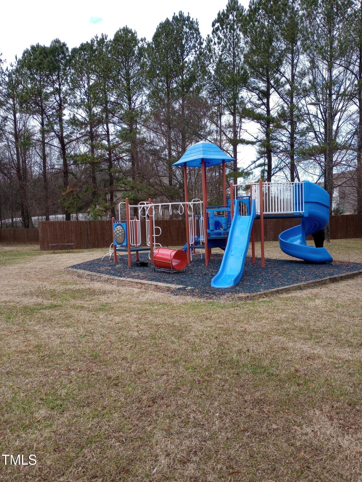 7633 Shiny Meadow Lane Property Photo 19
