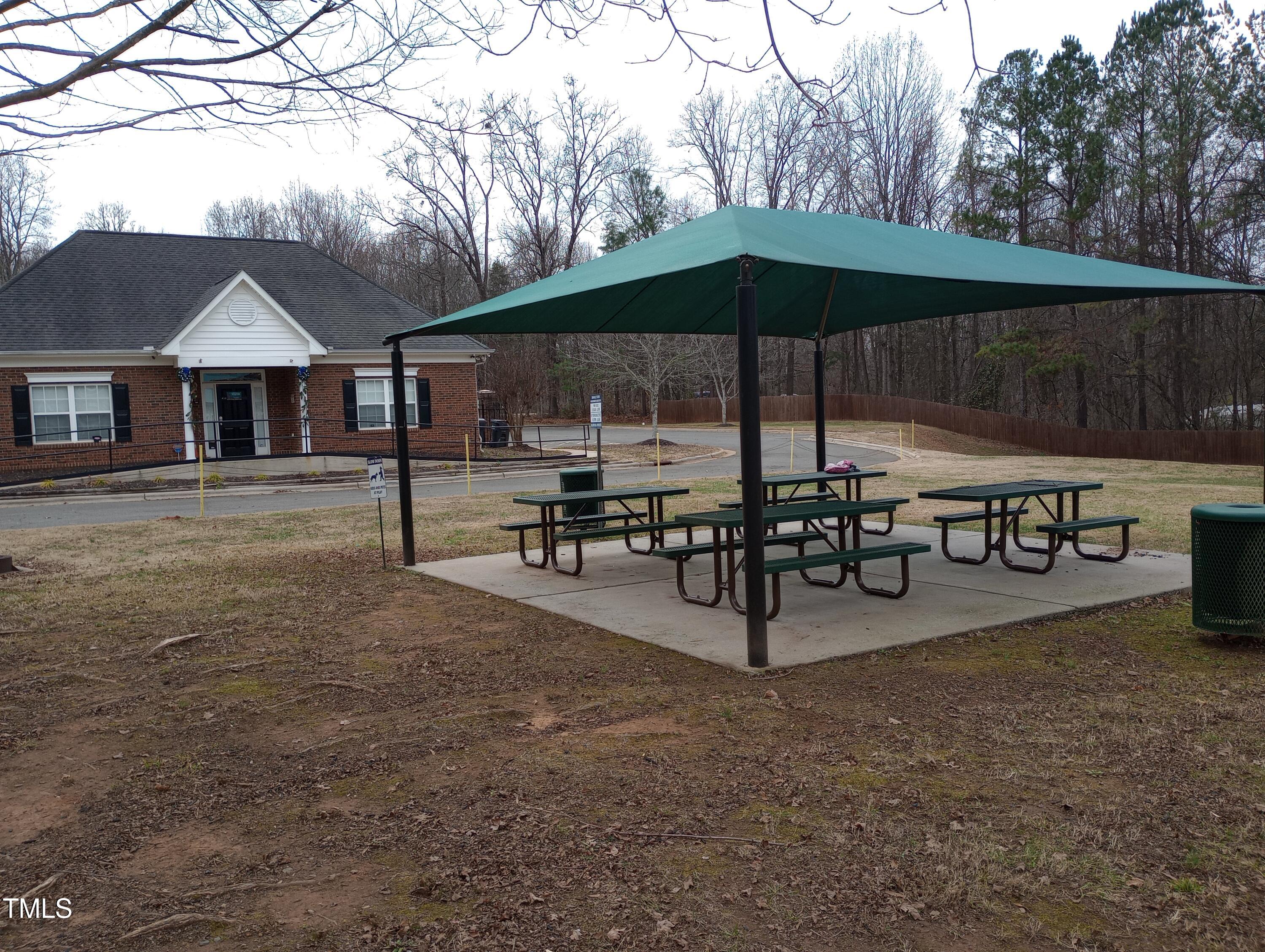 7633 Shiny Meadow Lane Property Photo 20