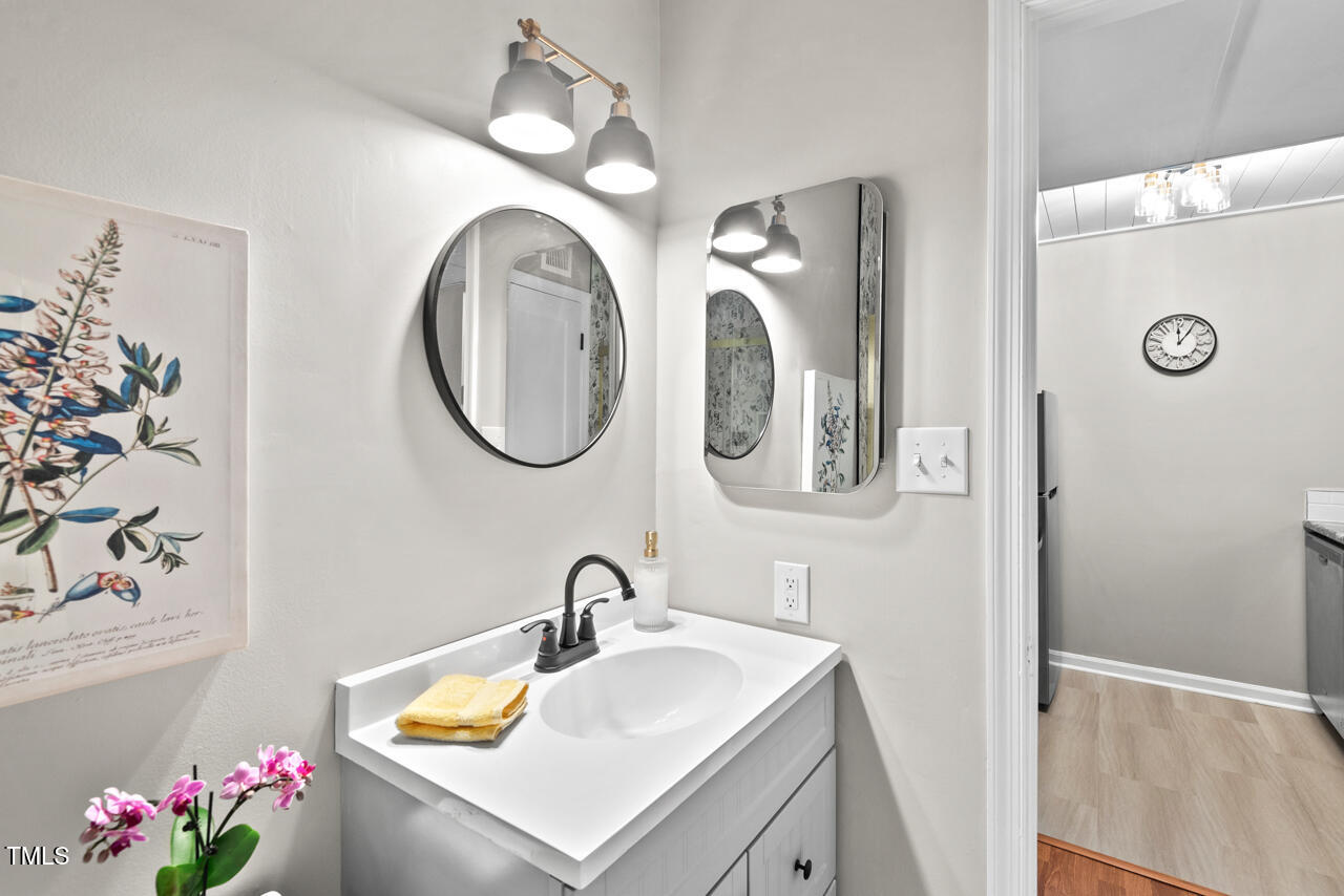 807 W Trinity Avenue # 220 Property Photo 18