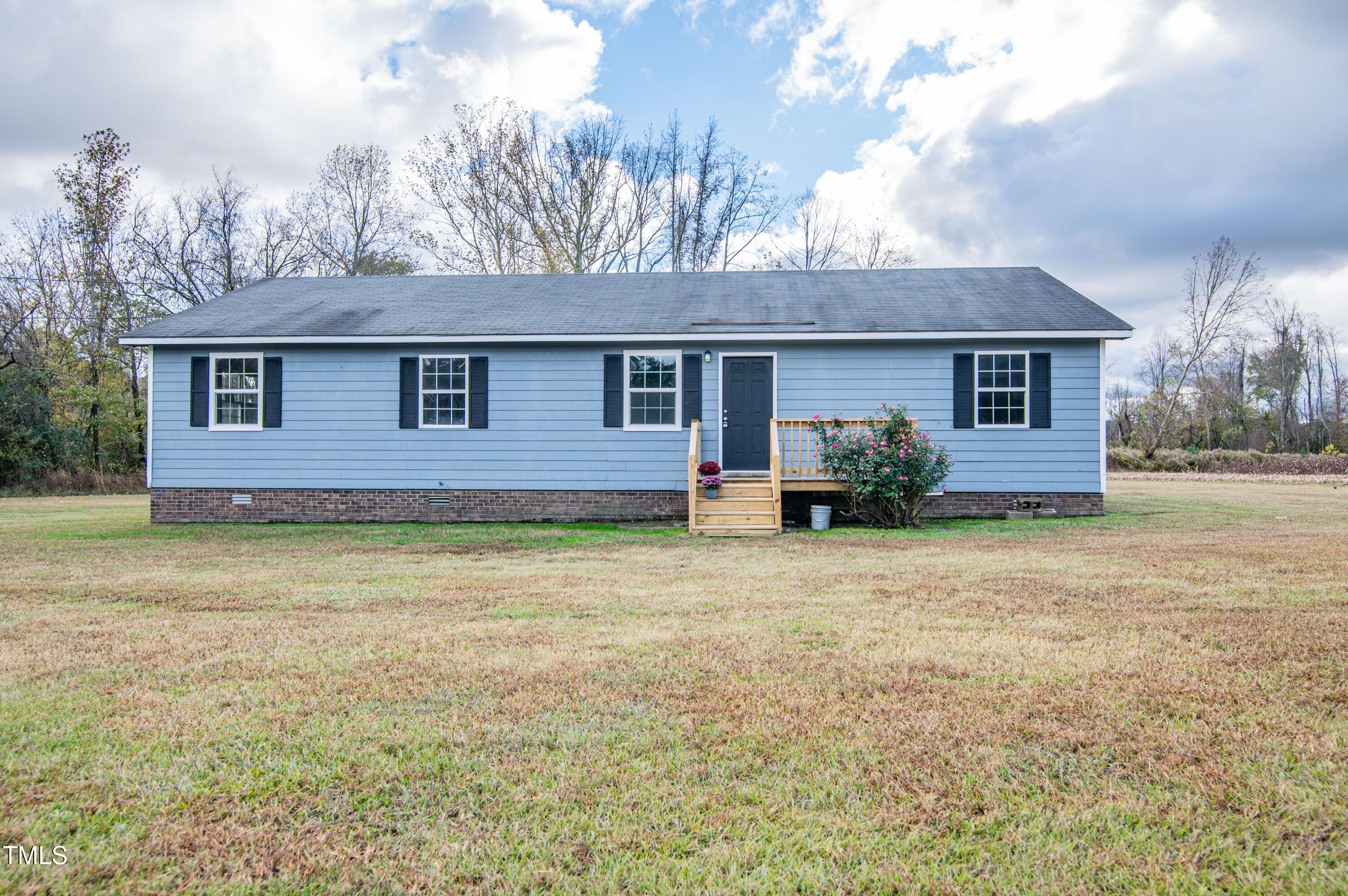 5046 Mrs Mag Road Property Photo 1
