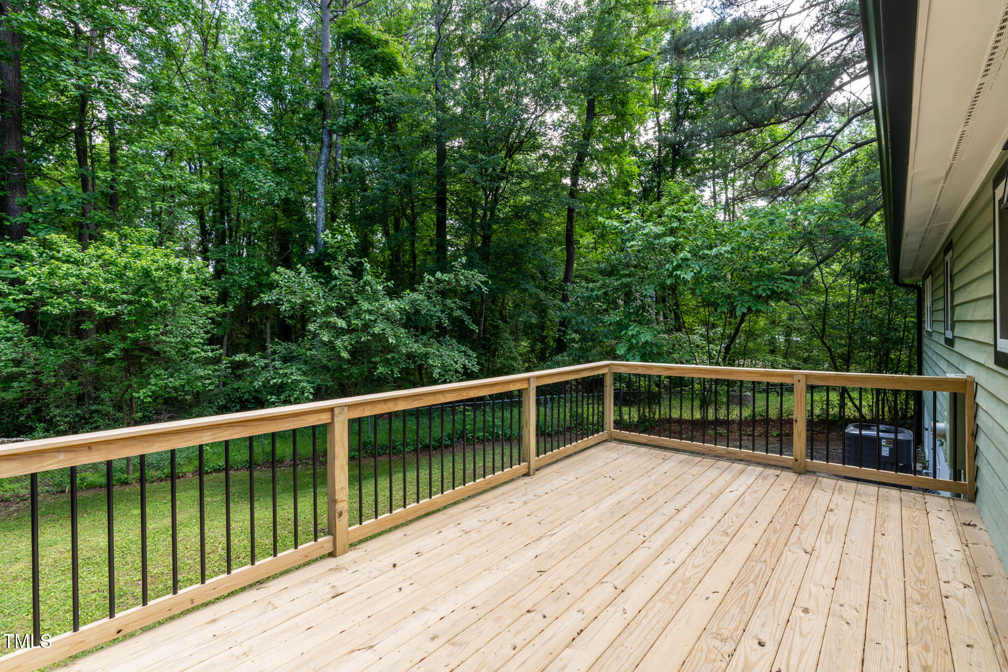2704 Ross Road Property Photo 24