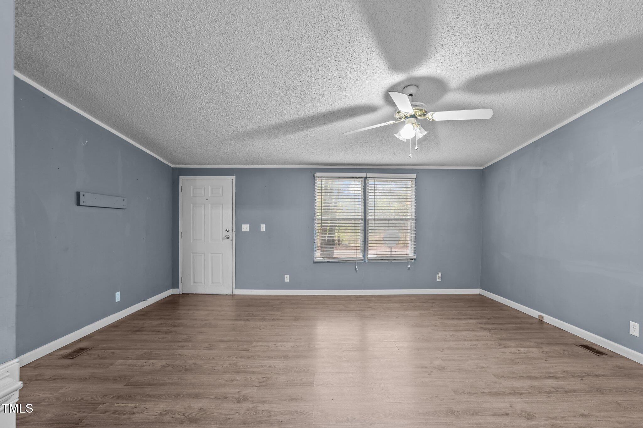12561 Talon Drive Property Photo 8