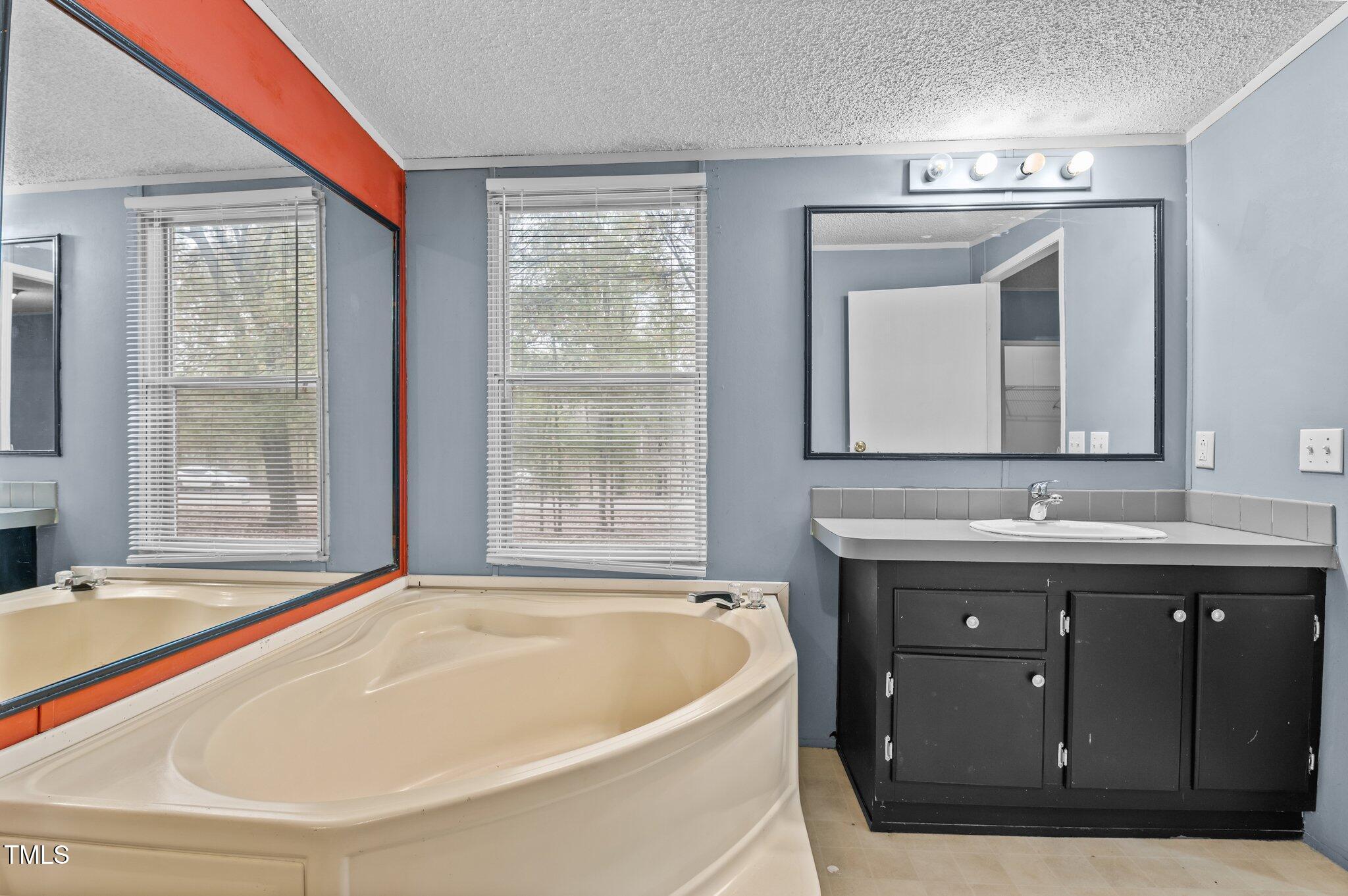 12561 Talon Drive Property Photo 15