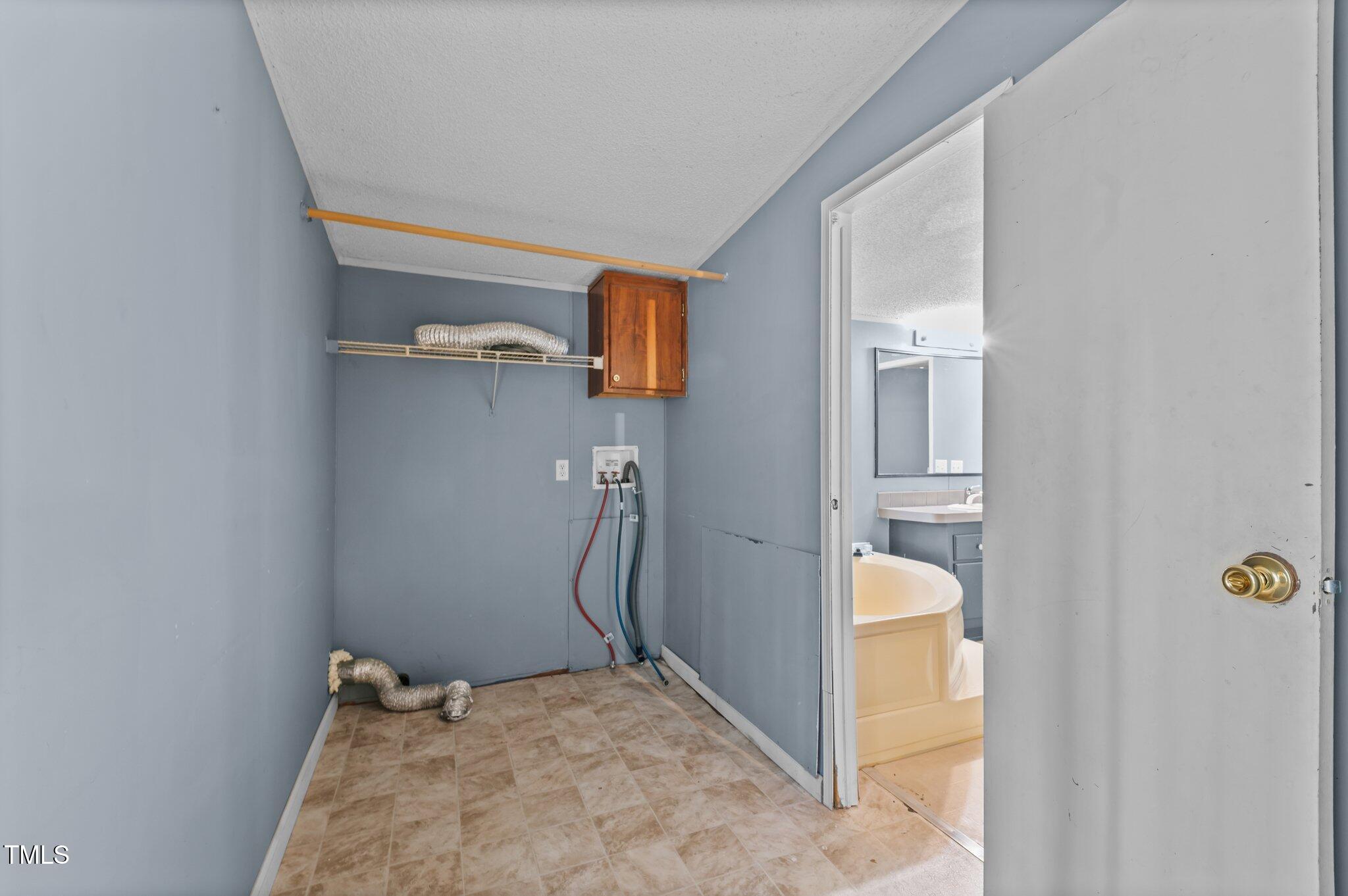 12561 Talon Drive Property Photo 22