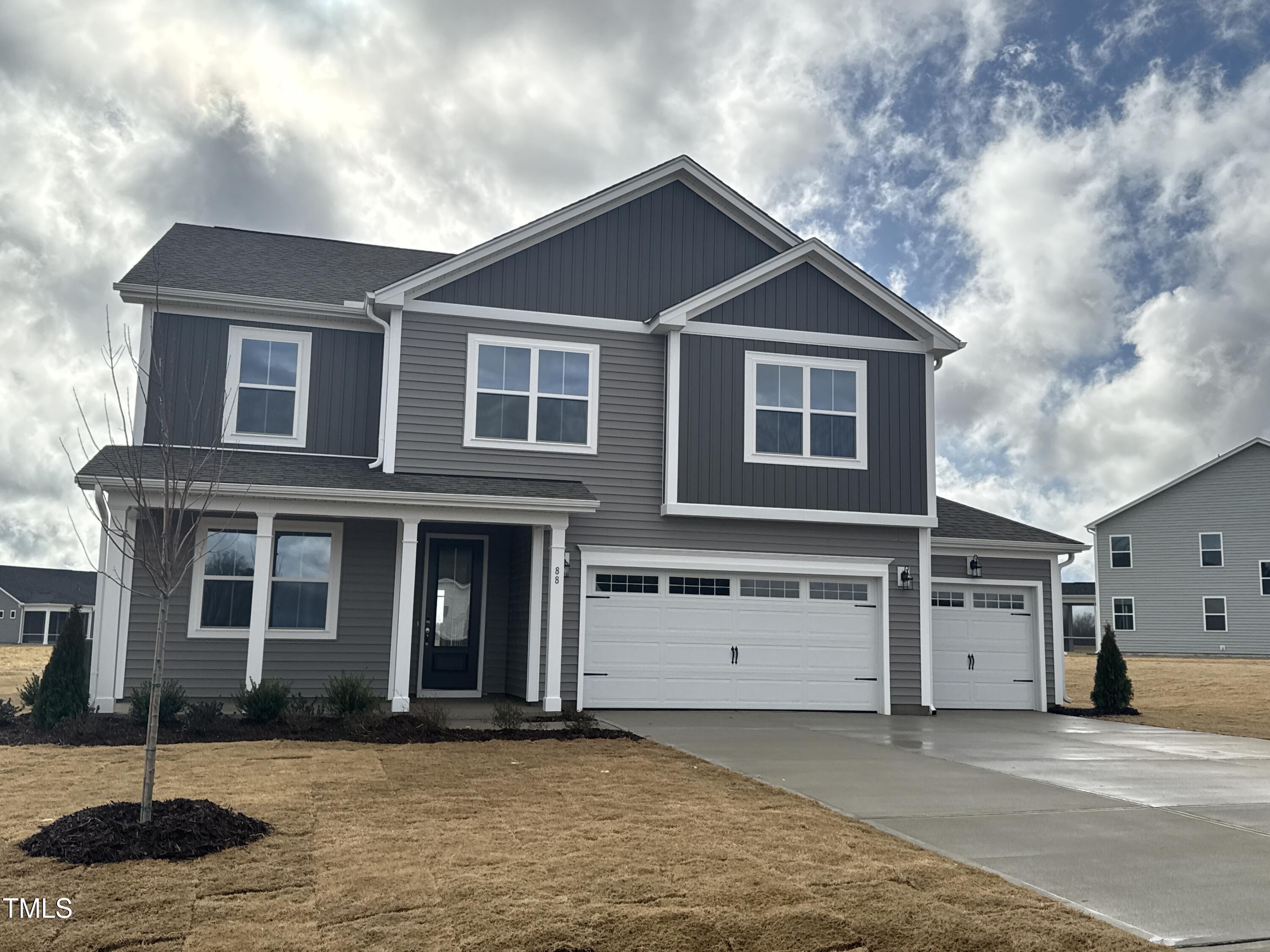 88 Bering Circle Property Photo 1