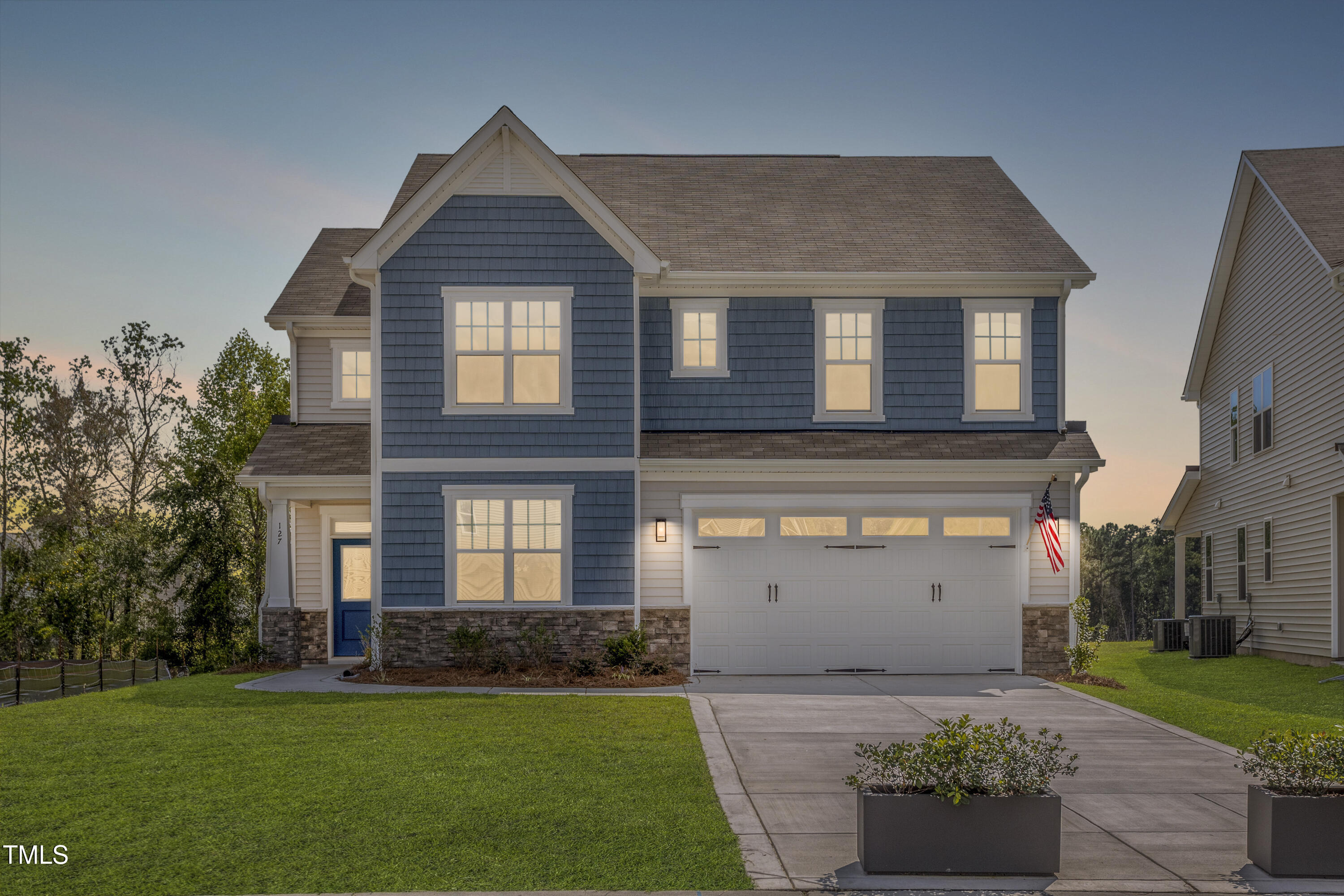 272 White Azalea Way Property Photo