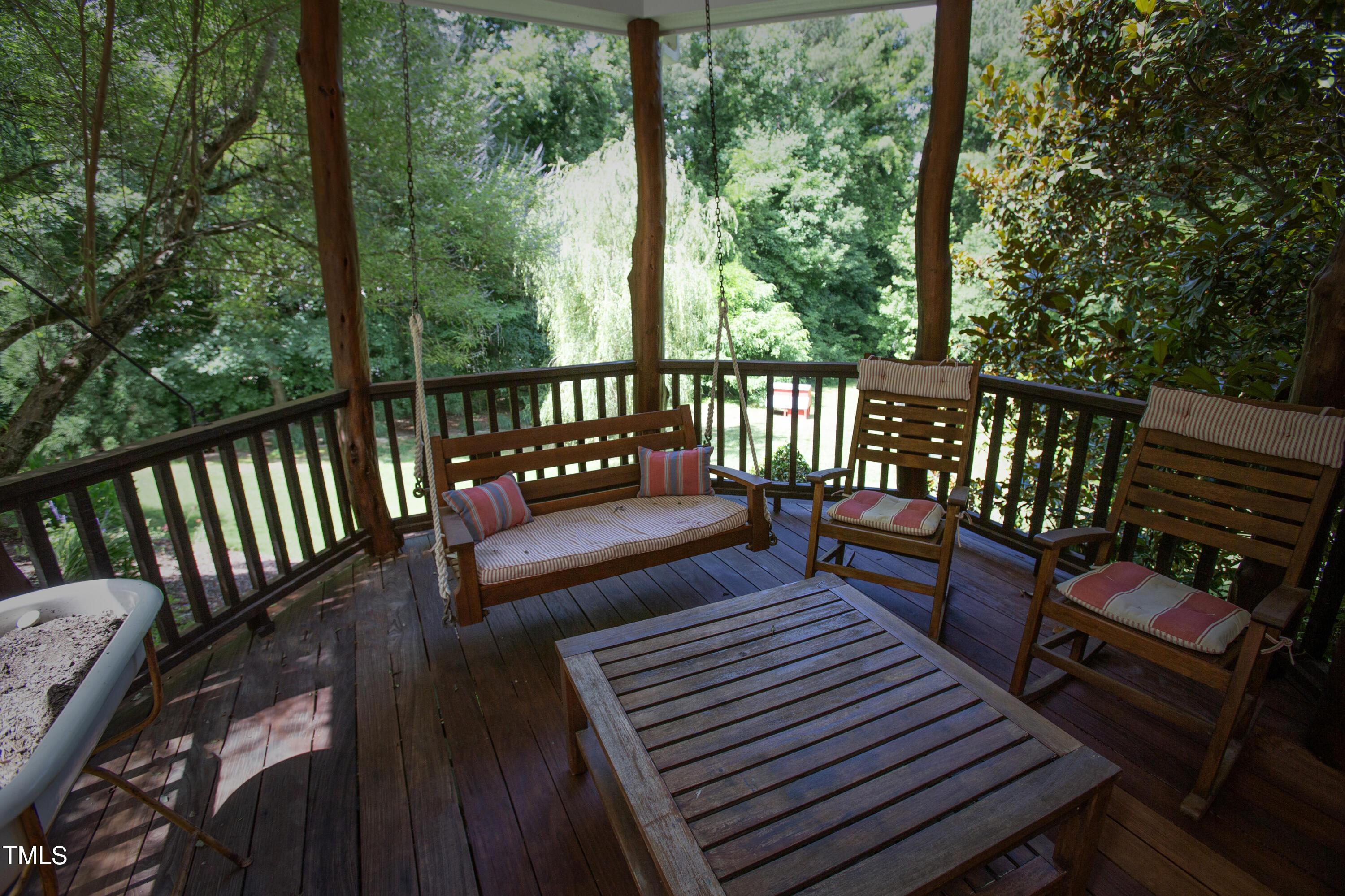 1153 Four Wheel Drive Property Photo 13