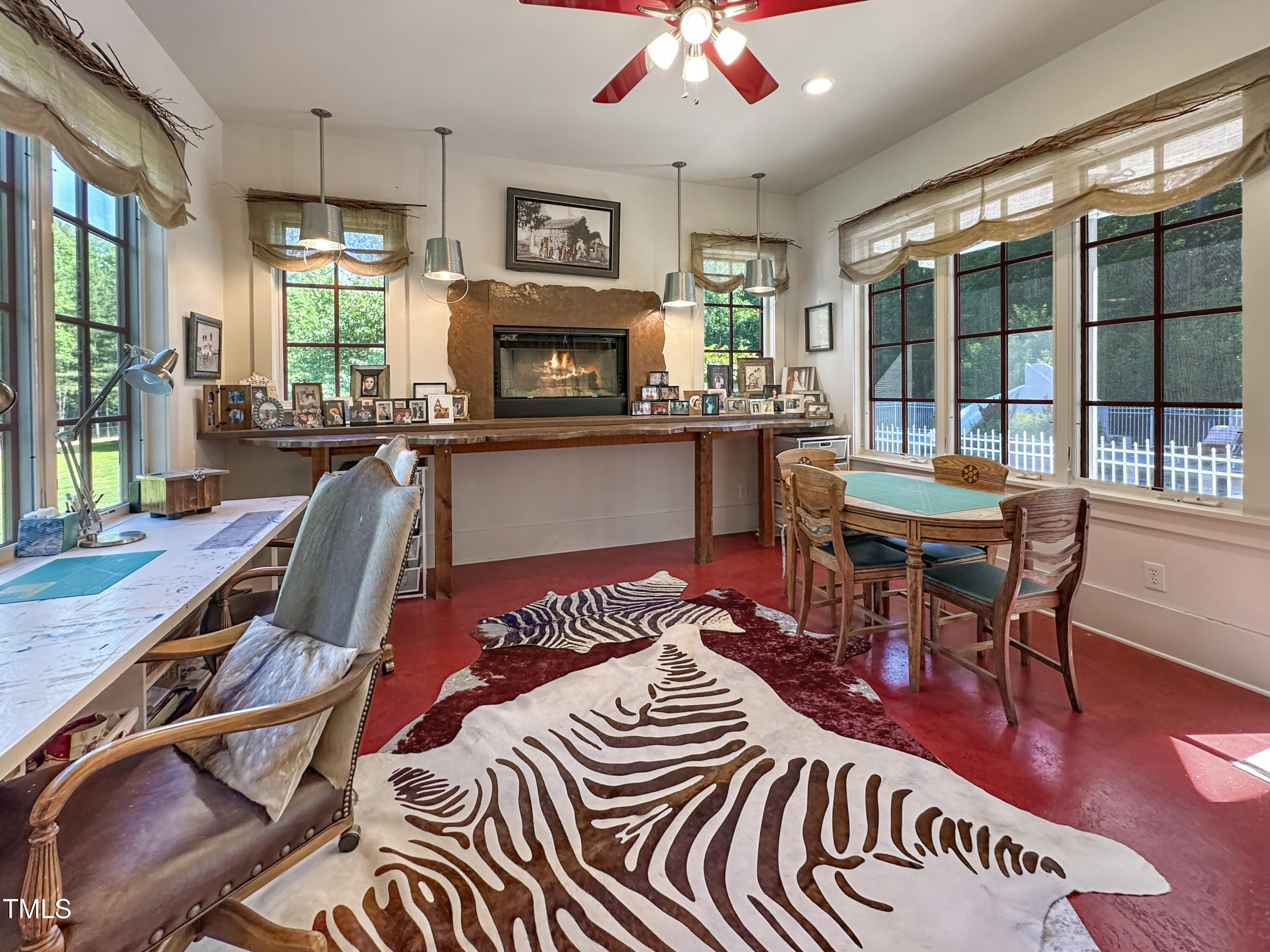 1153 Four Wheel Drive Property Photo 27