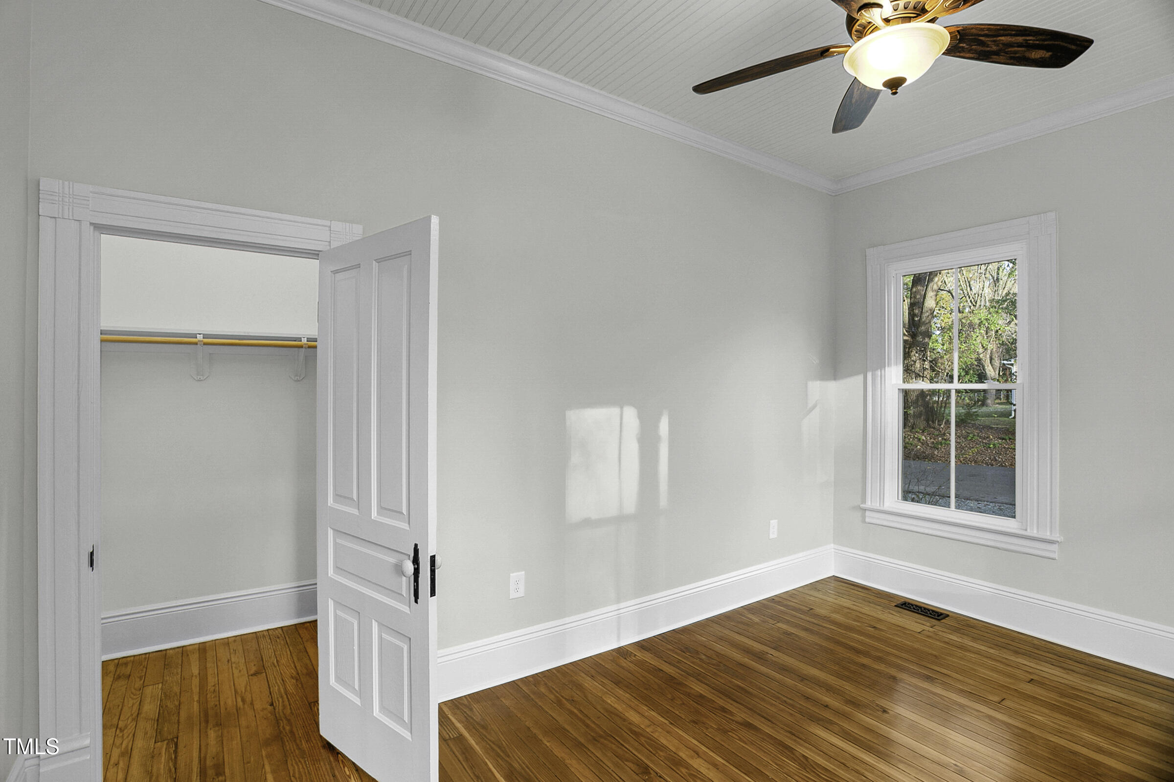 915 S 3rd Street Property Photo 15