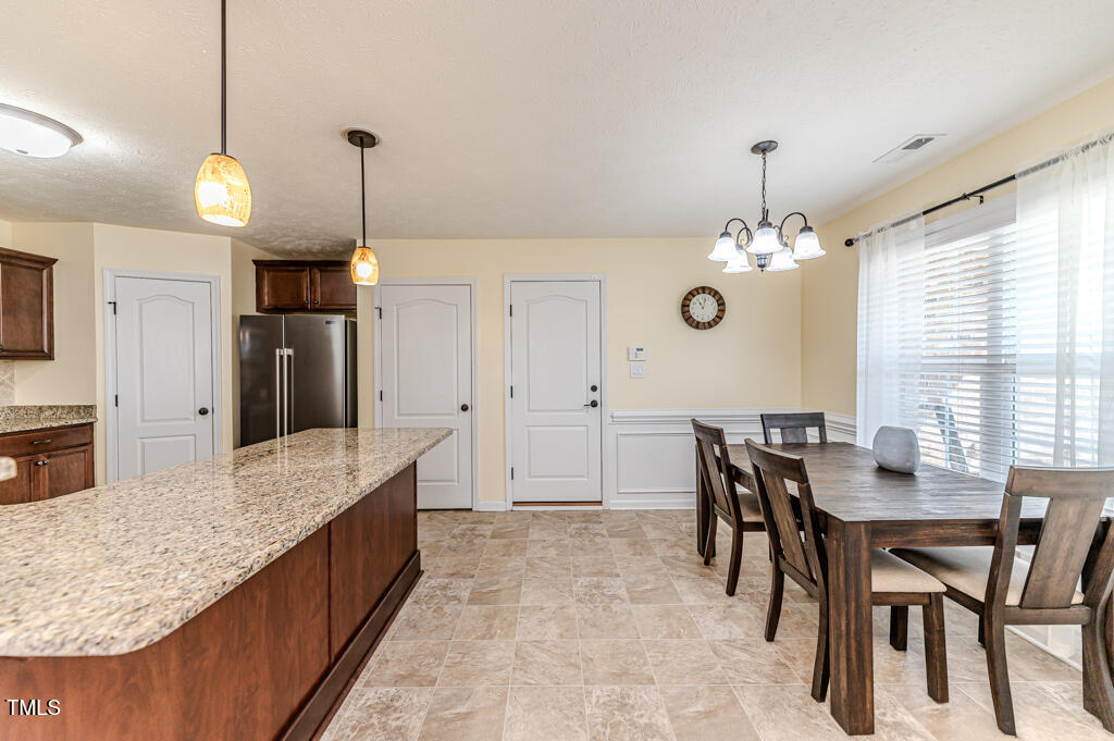 106 Lockwood Drive Property Photo 11