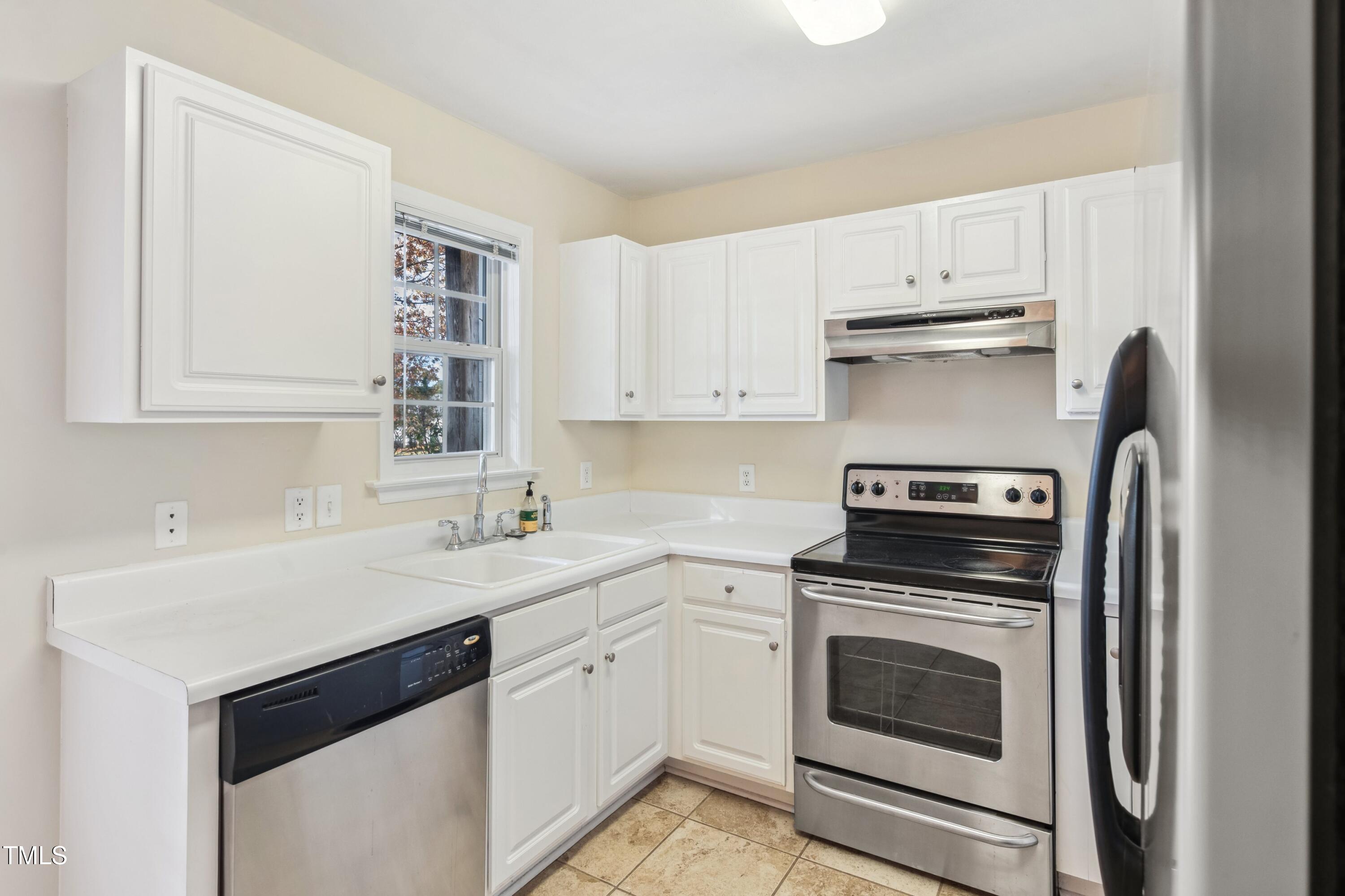 2129 Ventana Lane Property Photo 6