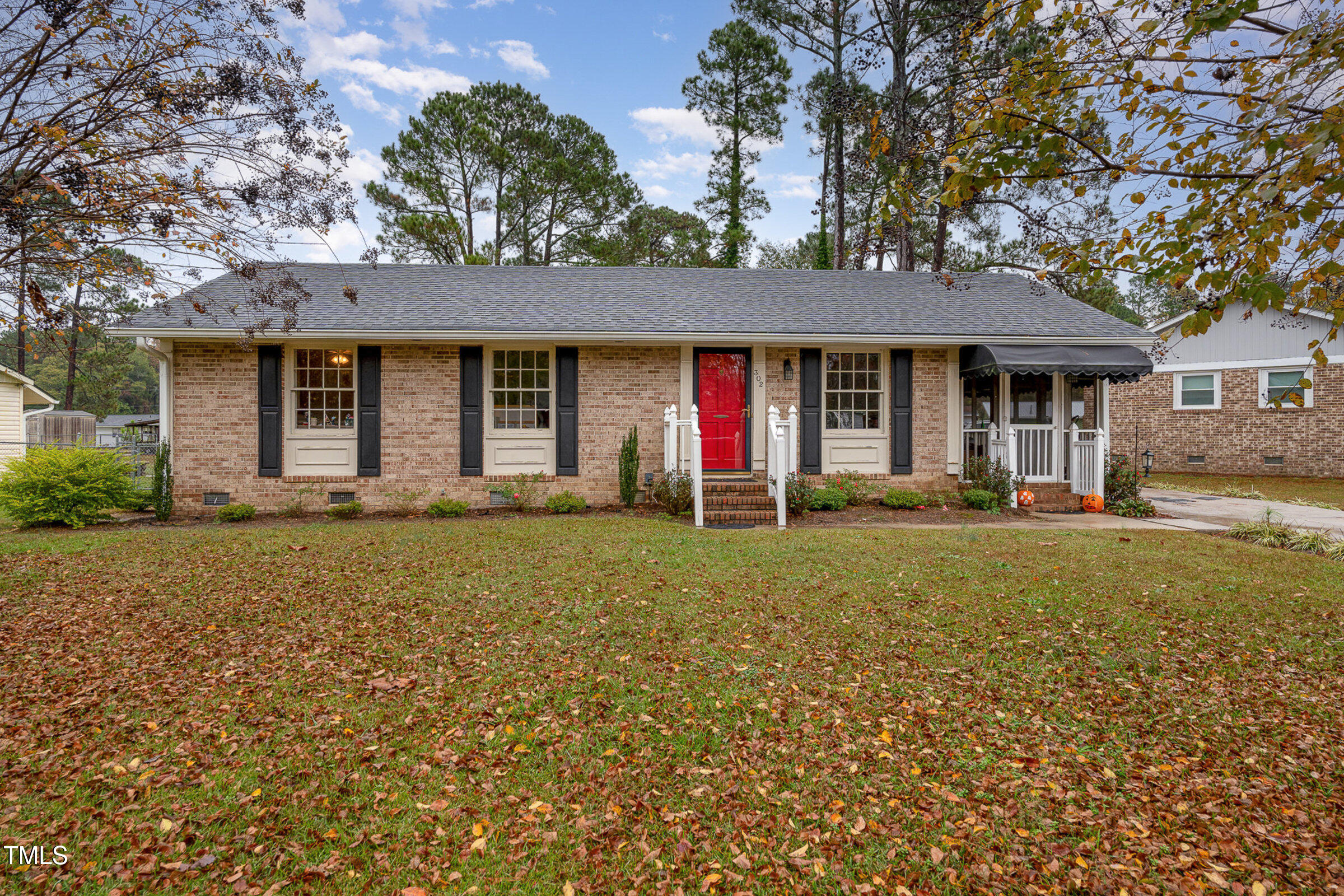 302 Saints Street Property Photo