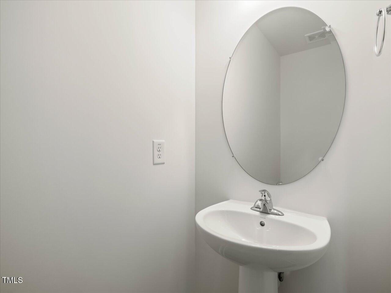 53 Lavender Lane Property Photo 8