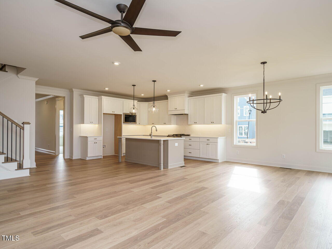 201 Wash Hollow Drive Property Photo 8