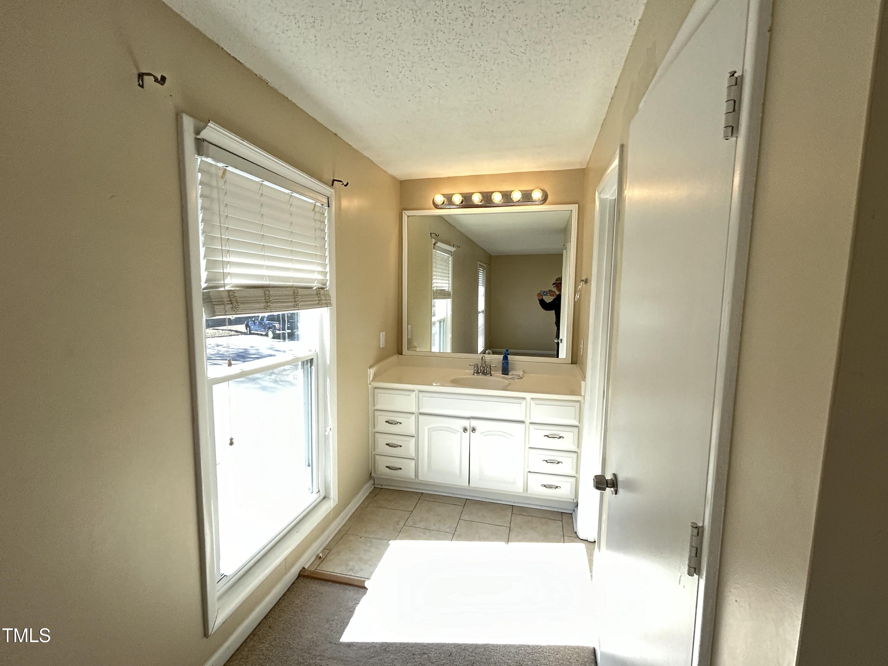 1304 Seaton Road # 3 Property Photo 7
