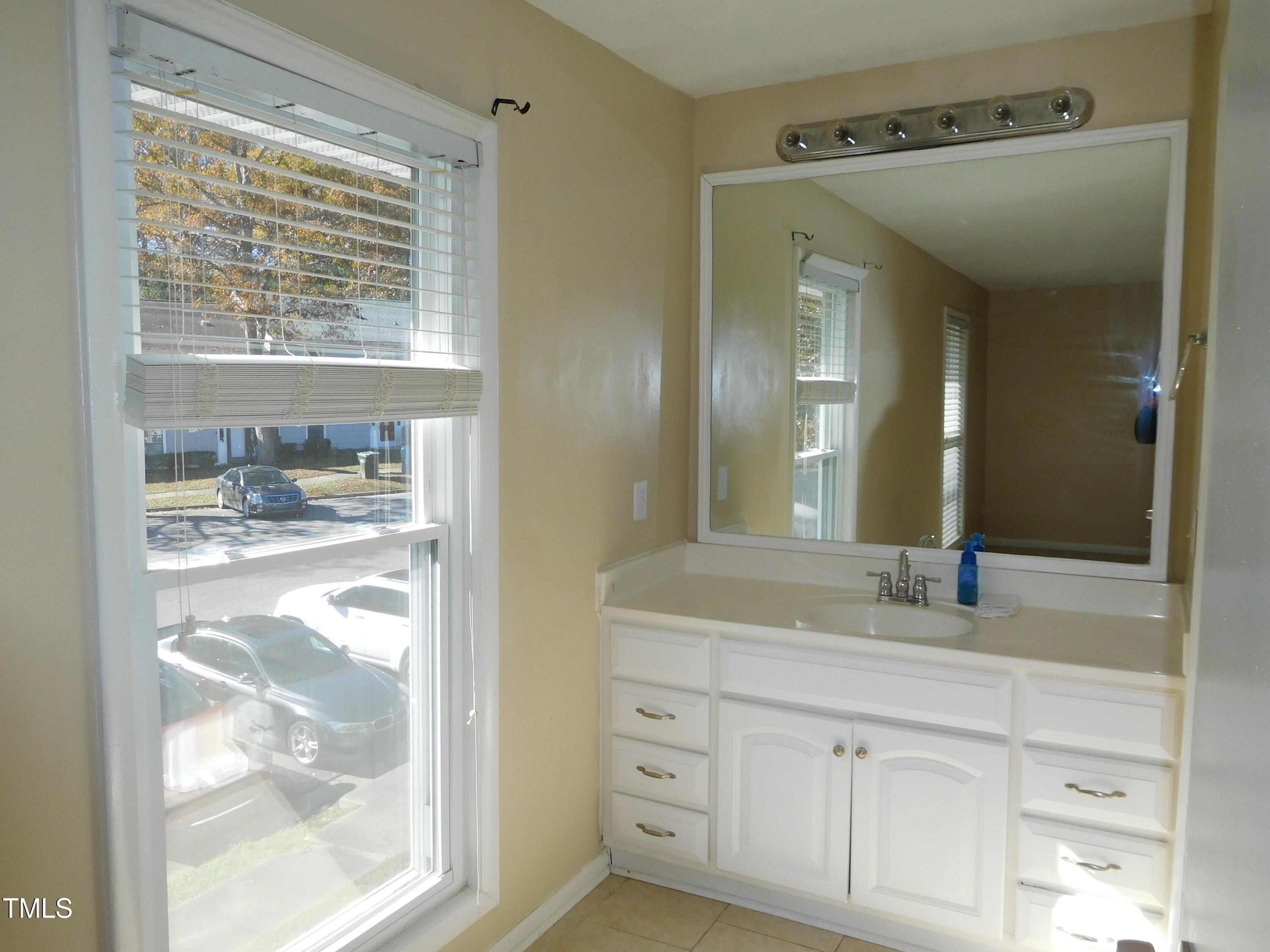 1304 Seaton Road # 3 Property Photo 19