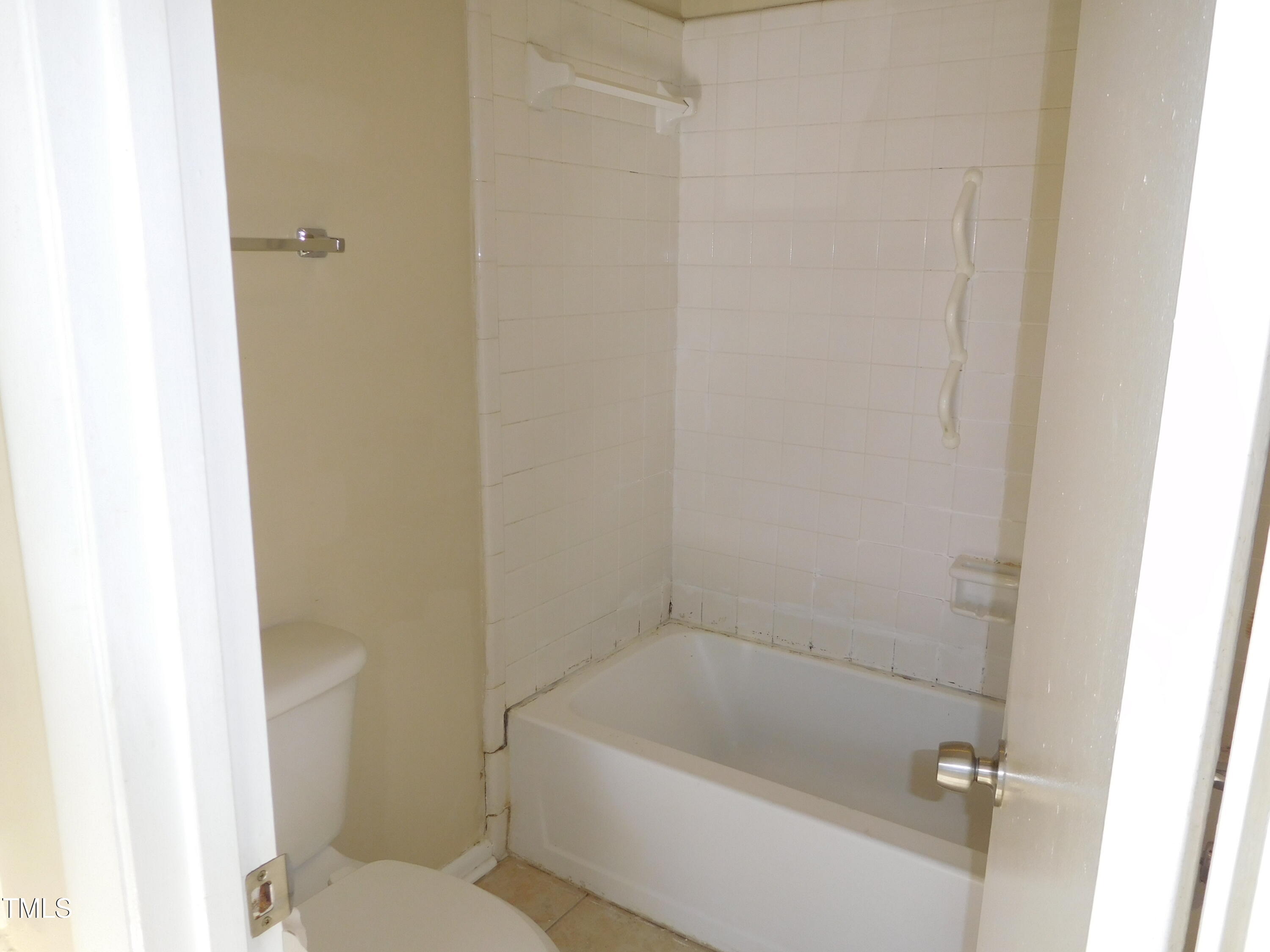 1304 Seaton Road # 3 Property Photo 28