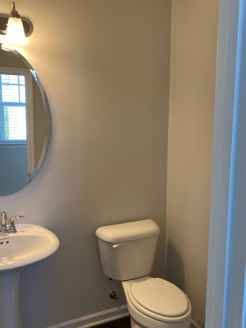 1046 Commack Drive Property Photo 16