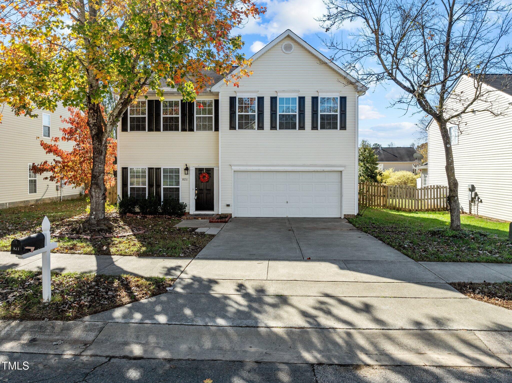 821 Stackhurst Way Property Photo