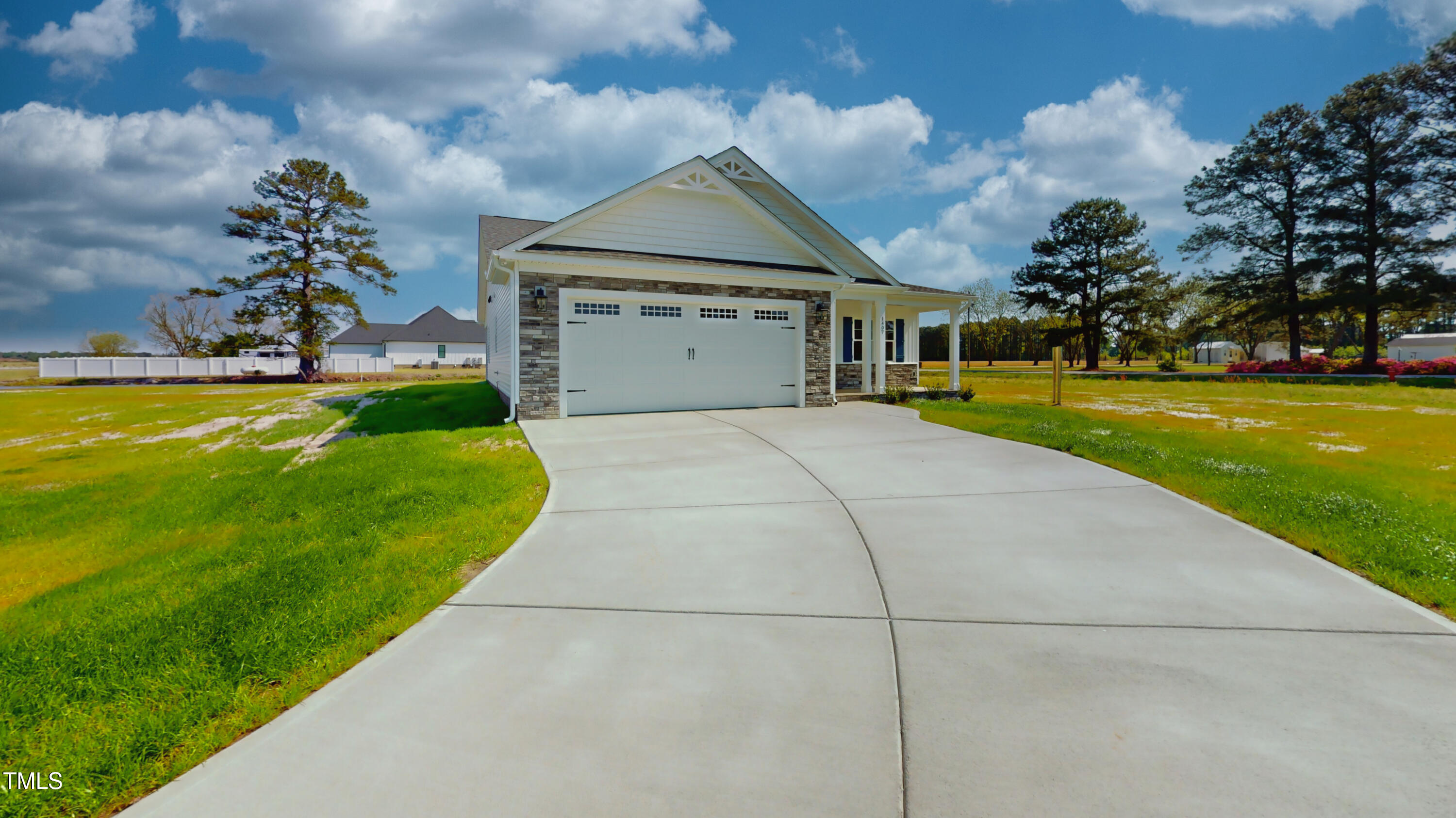 1407 Stoney Creek Church Road Property Photo 3