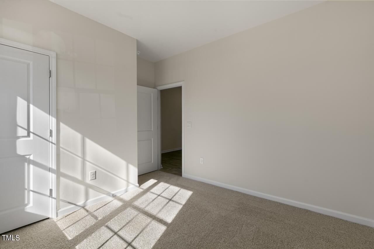 3846 Althorp Drive W Property Photo 3