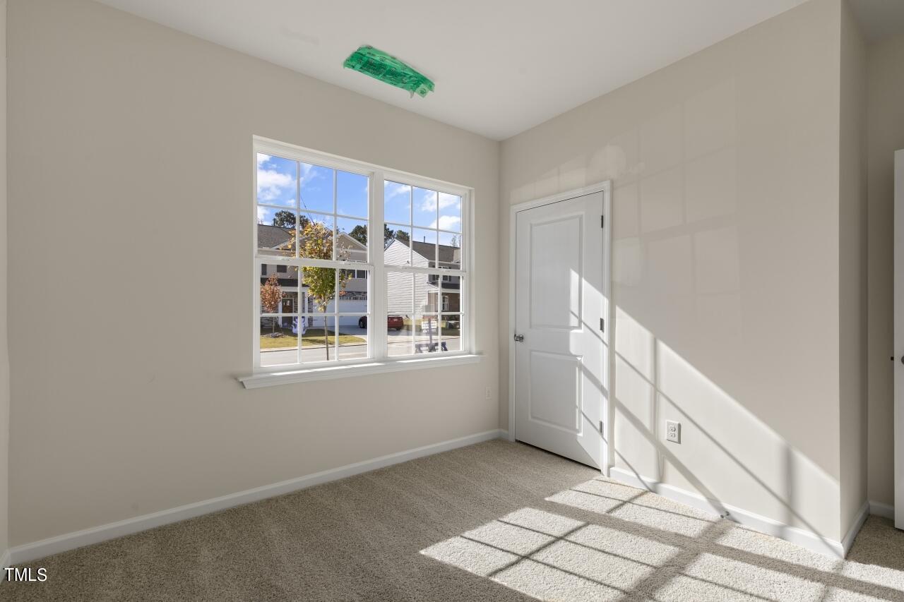 3846 Althorp Drive W Property Photo 4