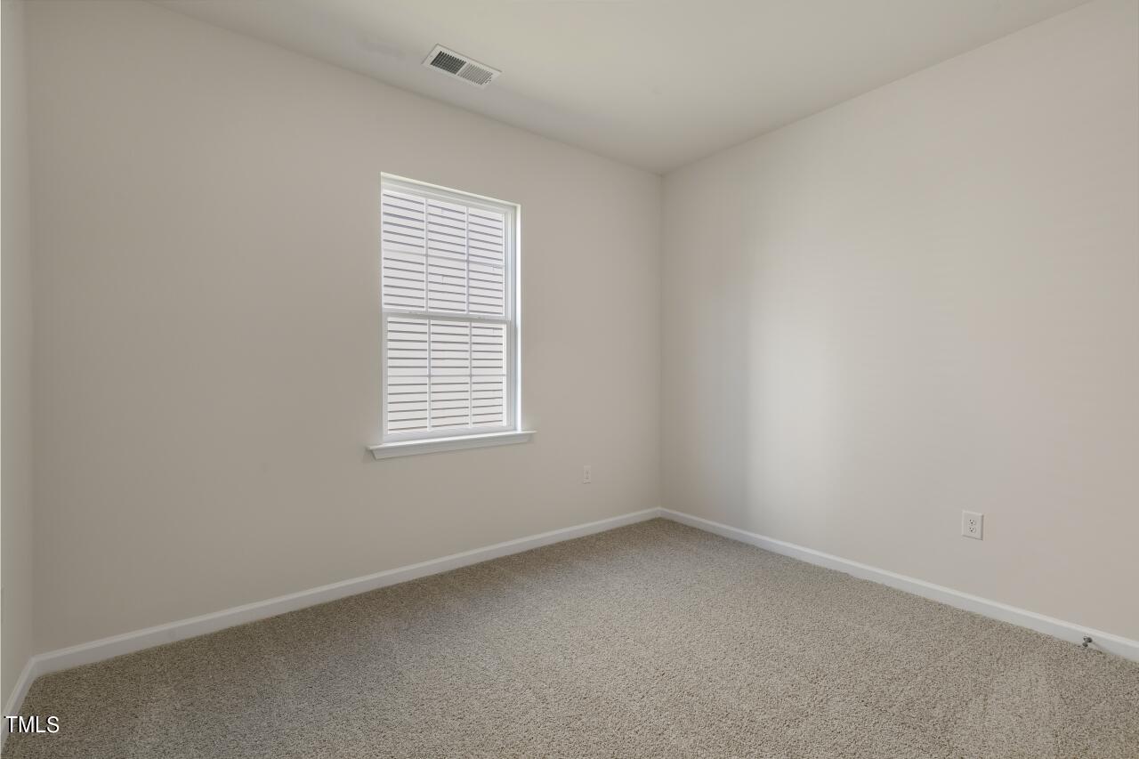 3846 Althorp Drive W Property Photo 10