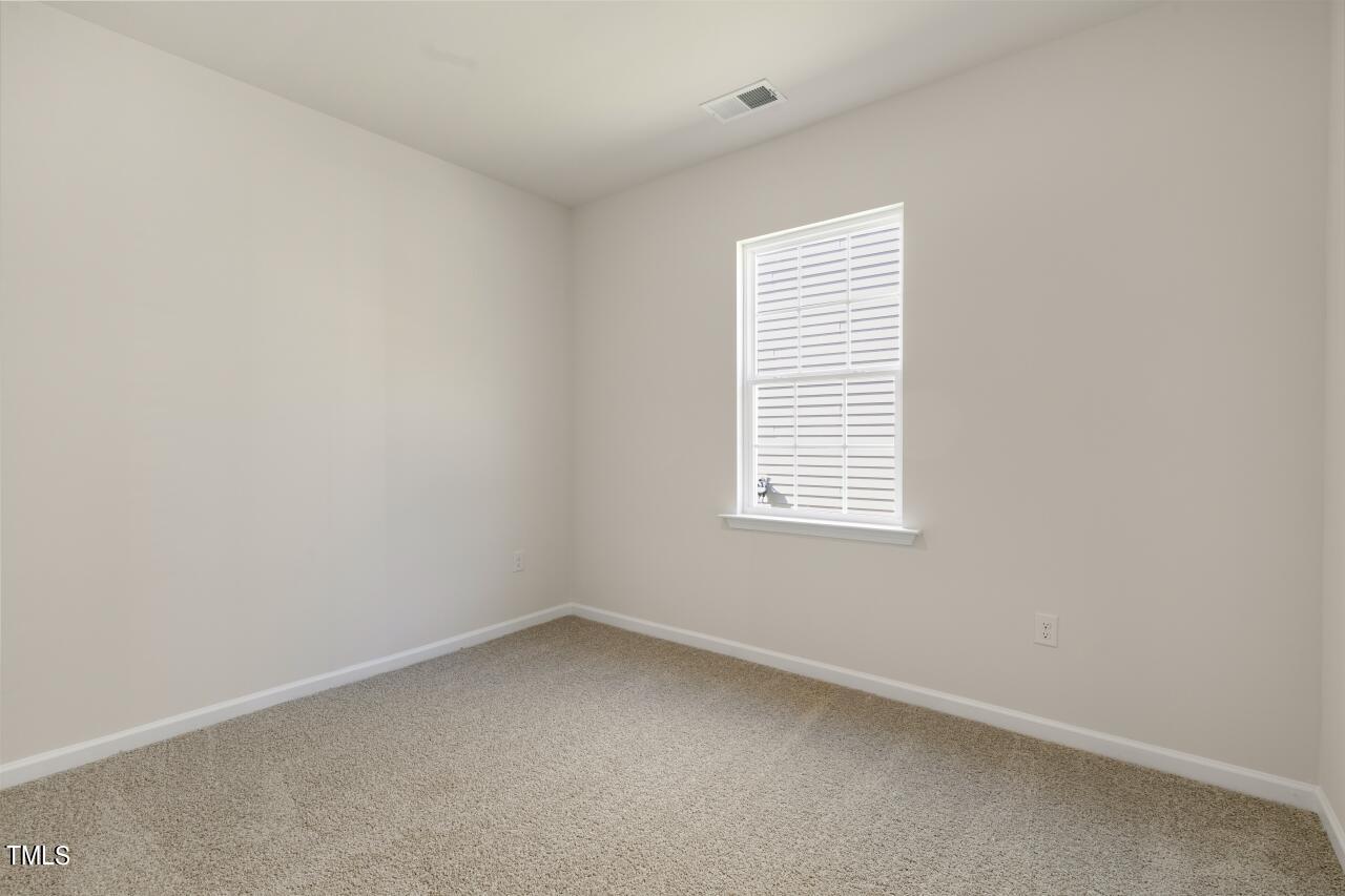 3846 Althorp Drive W Property Photo 12