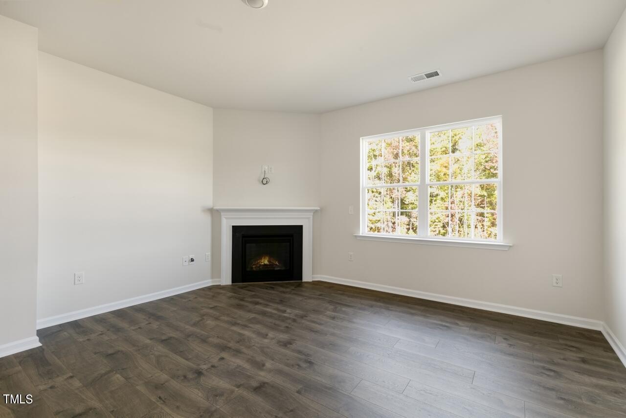 3846 Althorp Drive W Property Photo 29