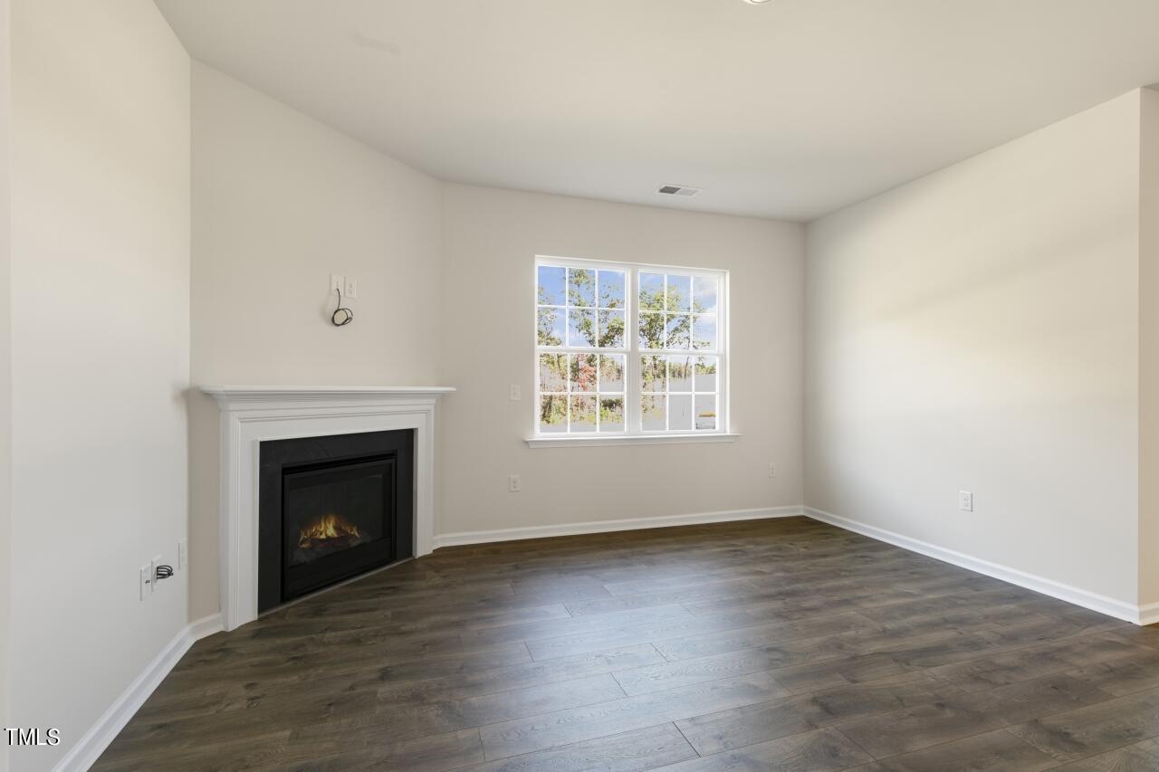 3846 Althorp Drive W Property Photo 30