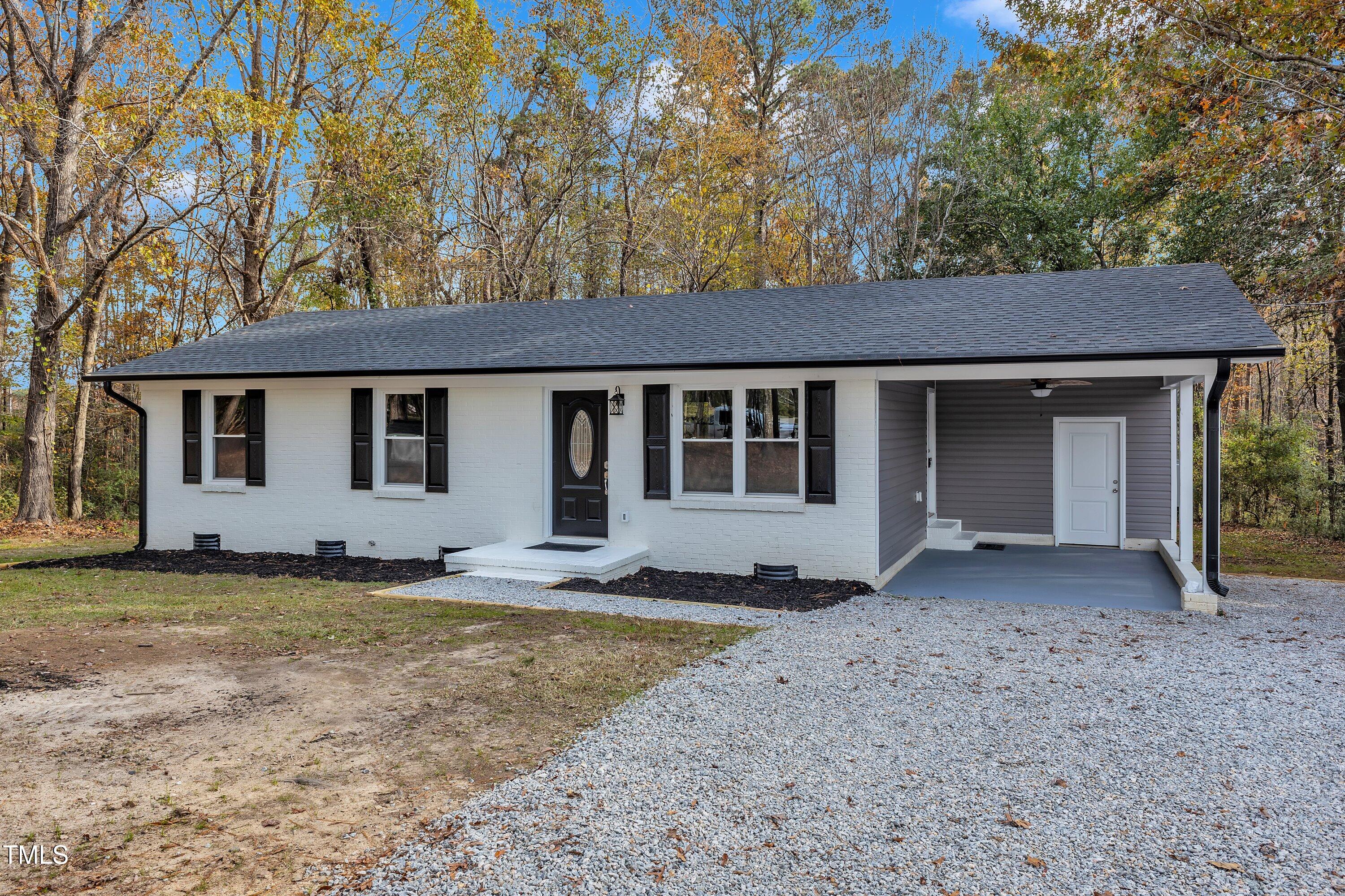 1518 Parks Village Road Property Photo 2