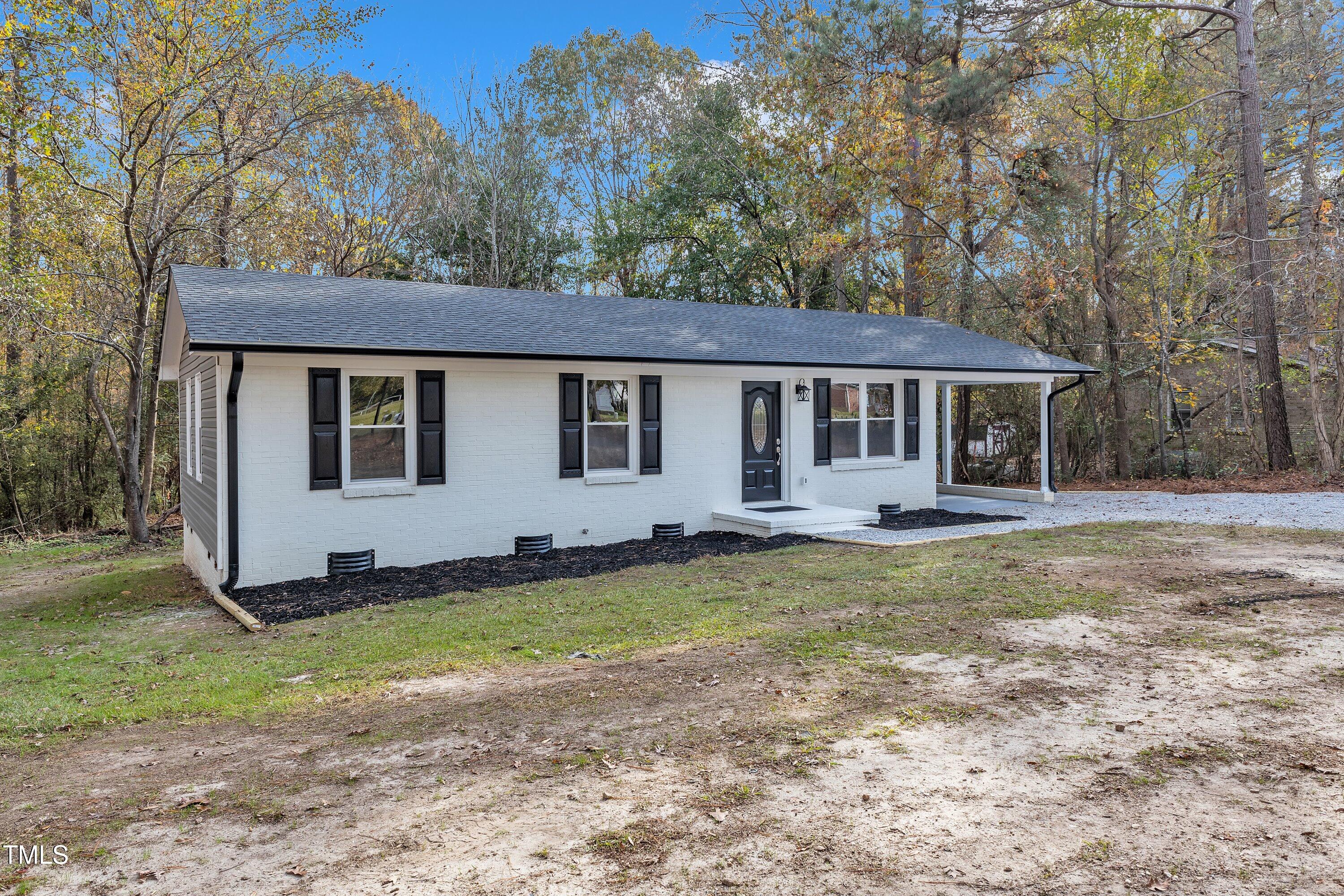 1518 Parks Village Road Property Photo 5