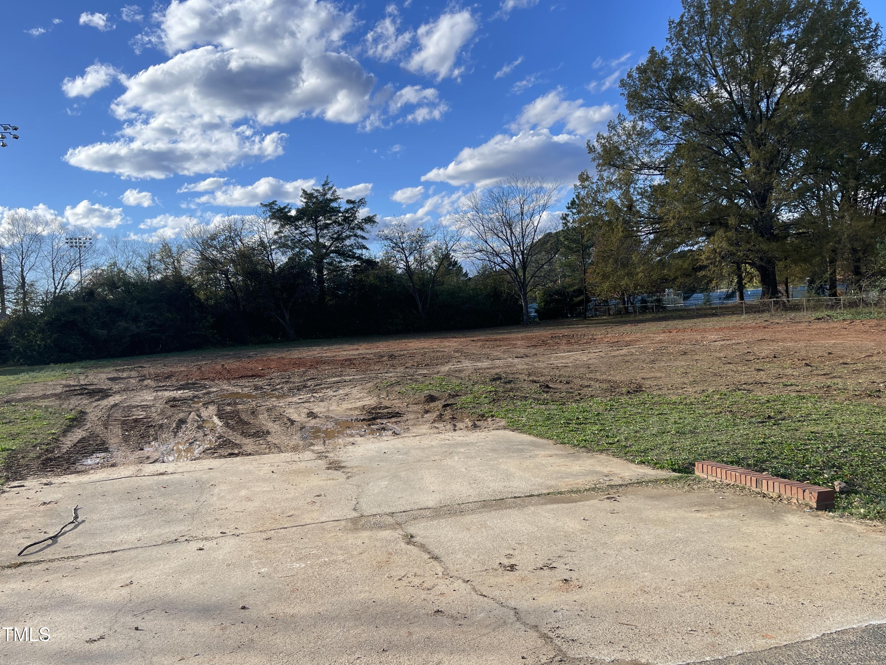 6309 Johnsdale Road Property Photo 2