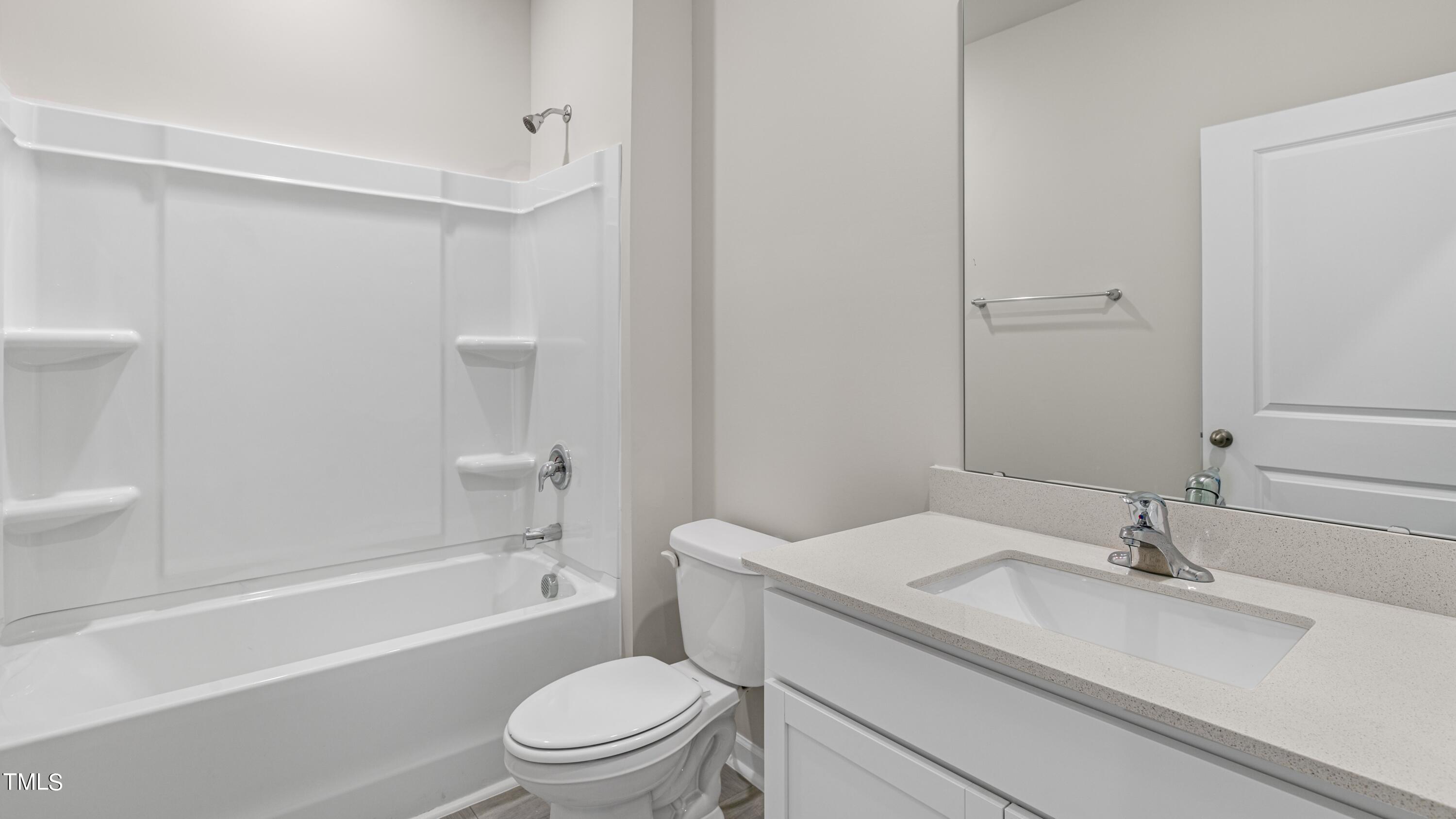 425 Ashley Run Property Photo 10