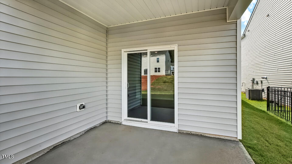 425 Ashley Run Property Photo 31