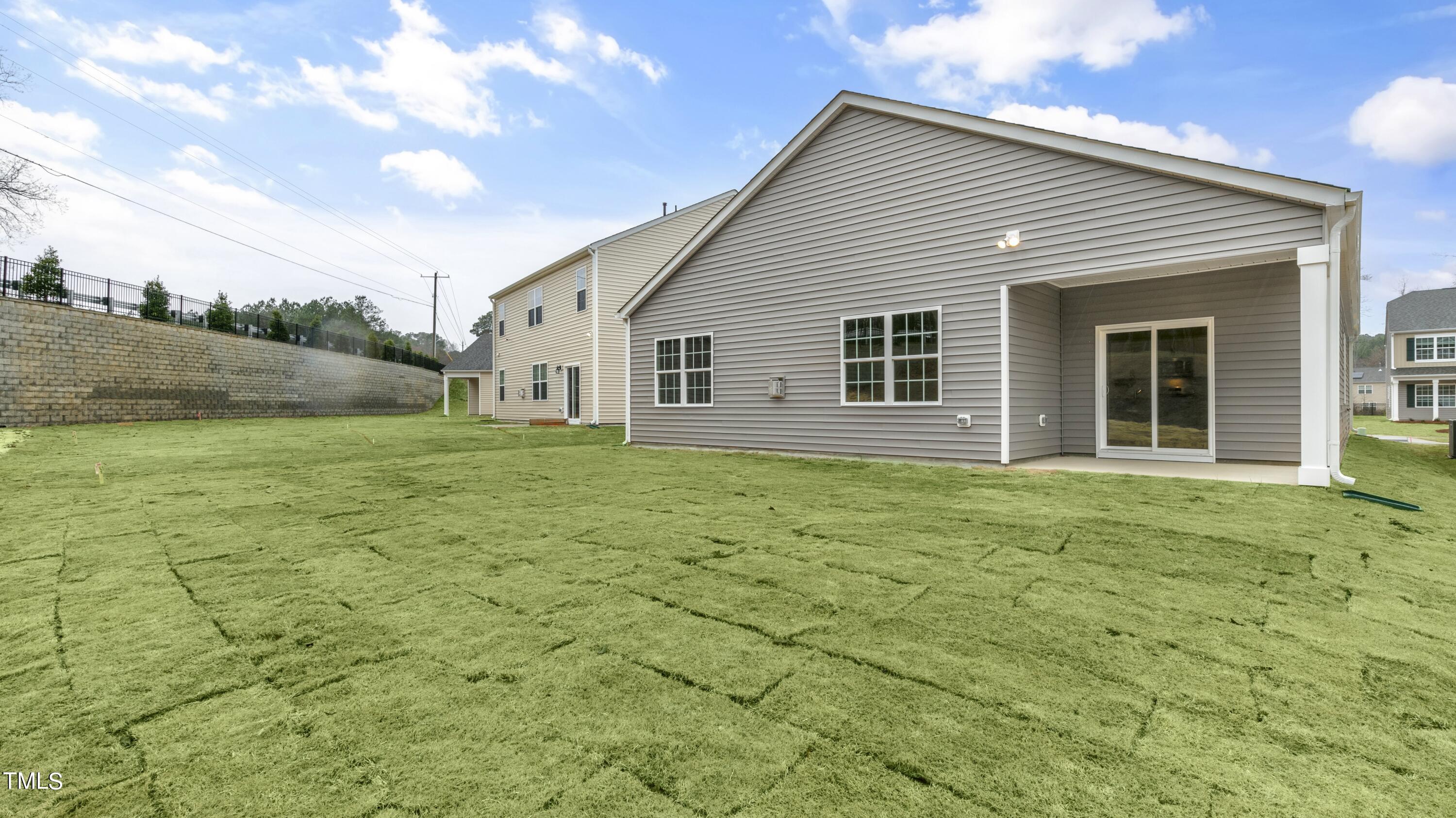 425 Ashley Run Property Photo 32