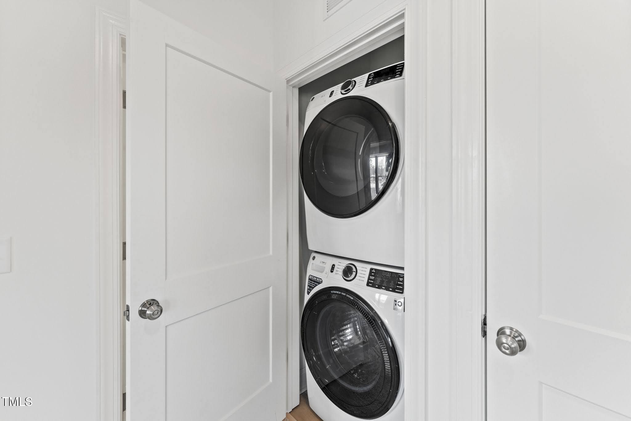 10537 Pleasant Branch Drive Unit 101 Property Photo 9