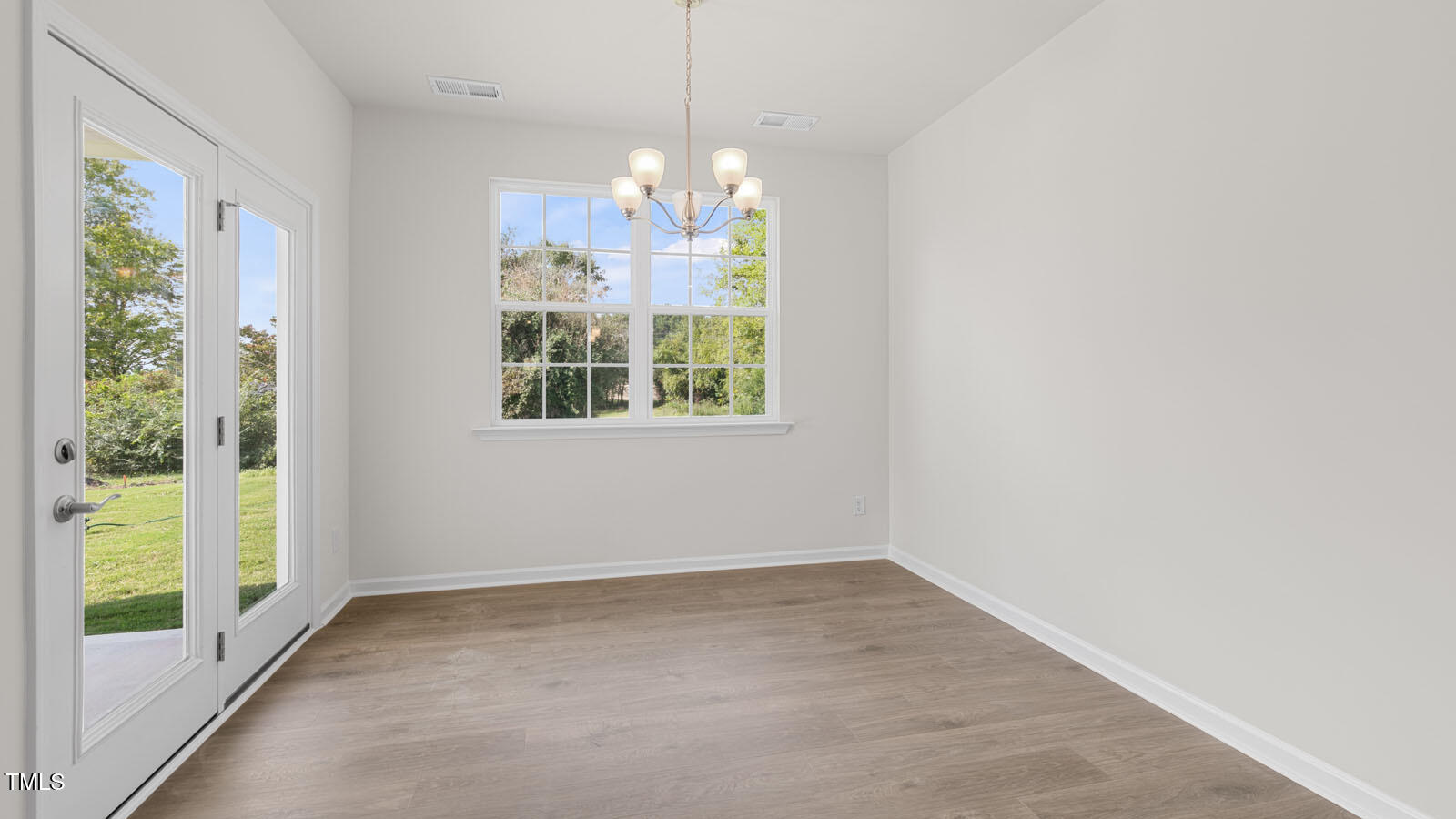 1688 Abberly Place Property Photo 13