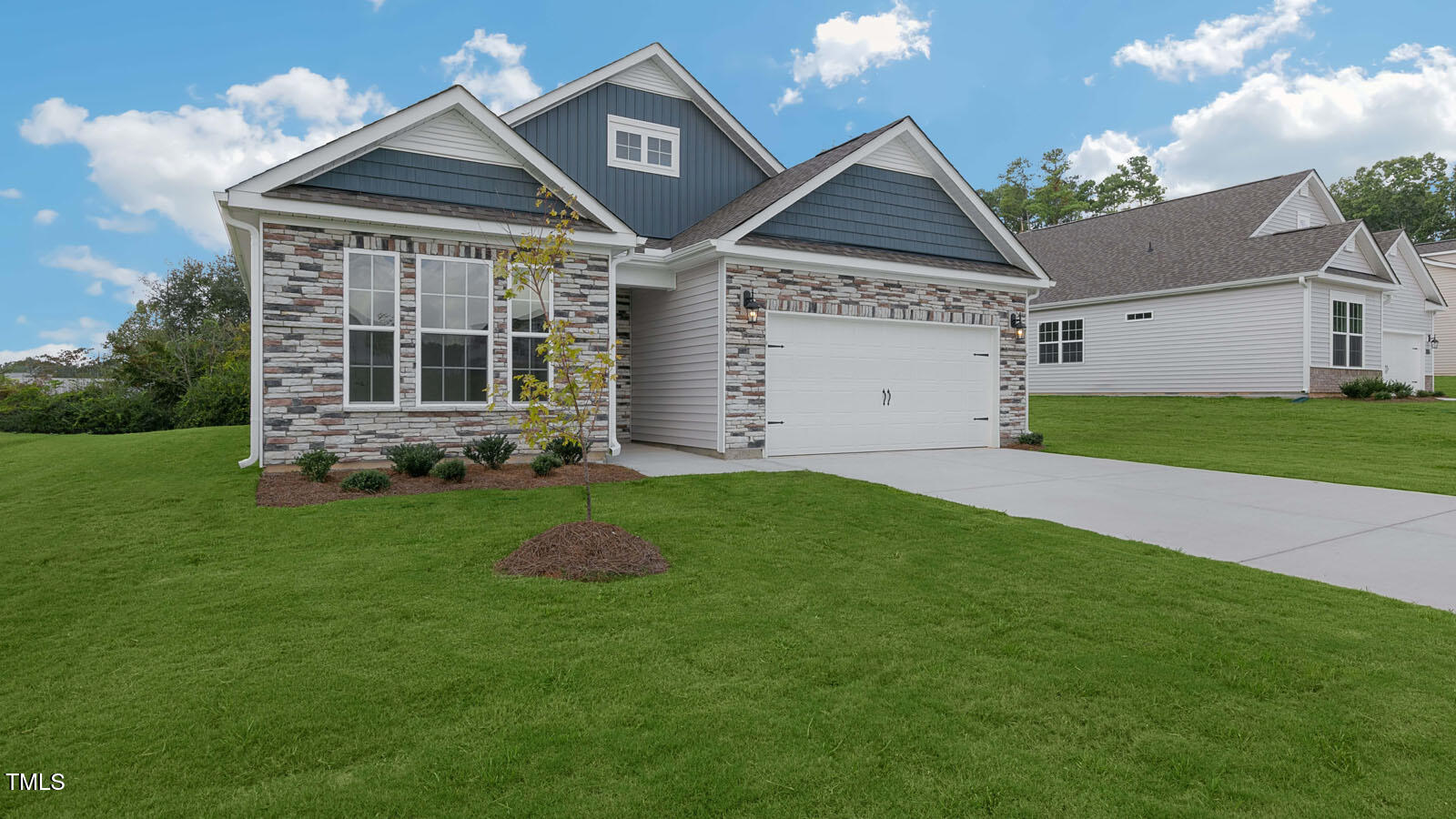 1680 Abberly Place Property Photo 4