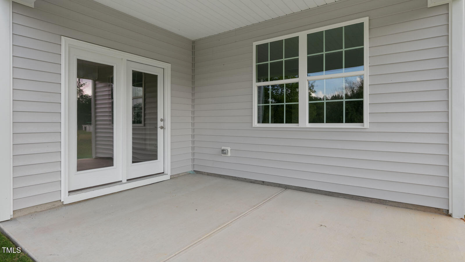 1680 Abberly Place Property Photo 5