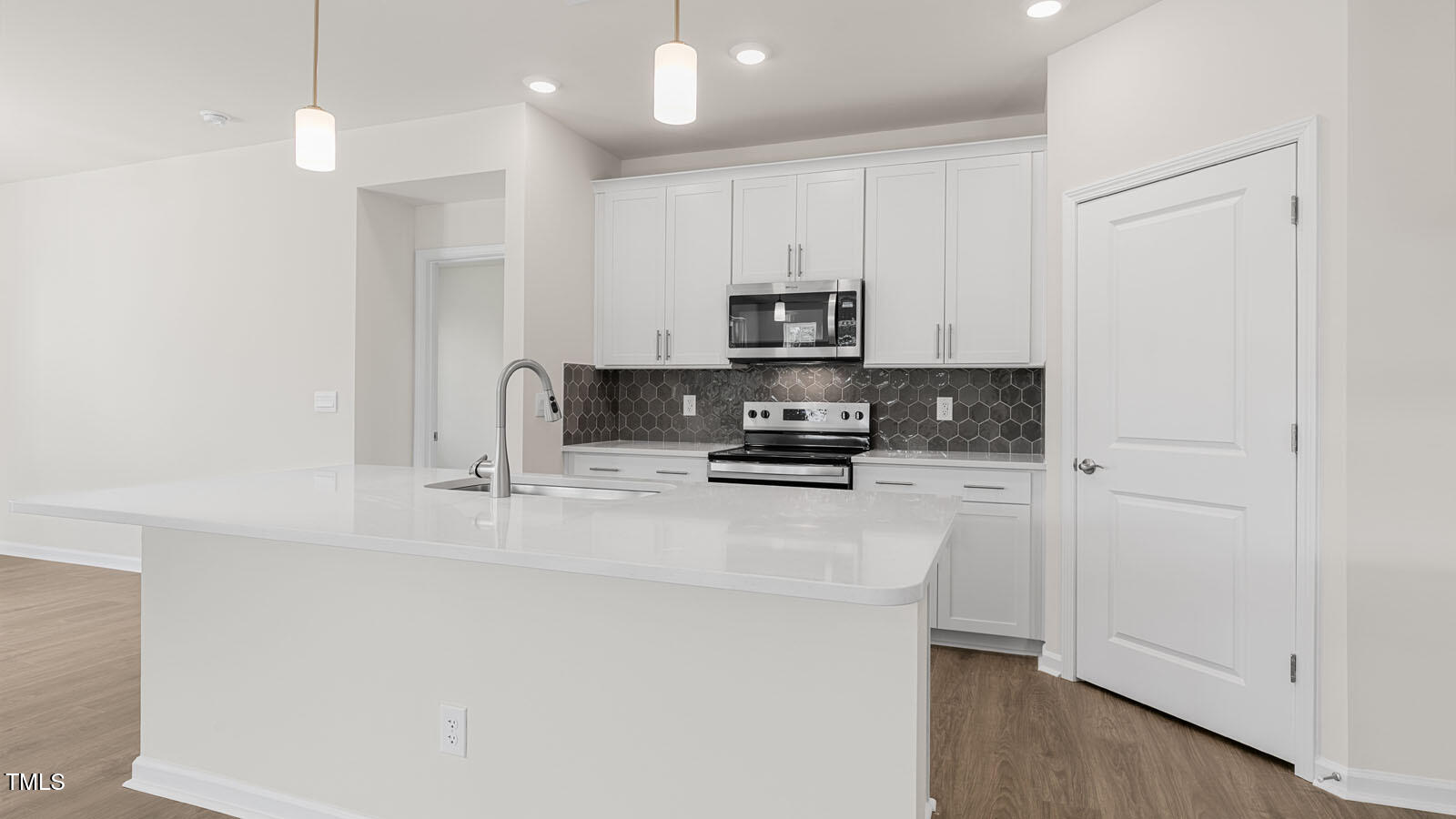 1680 Abberly Place Property Photo 18